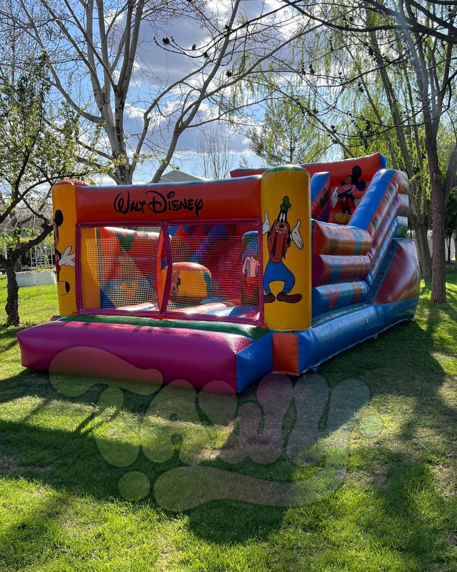 Castillo hinchable para alquiler en Madrid y Toledo