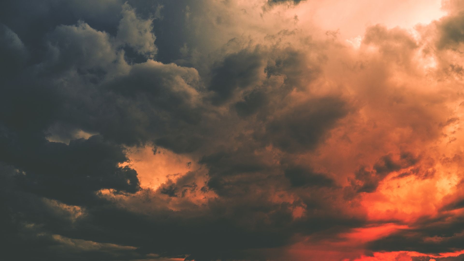 Fundo 06 - Tempestade no Por do Sol