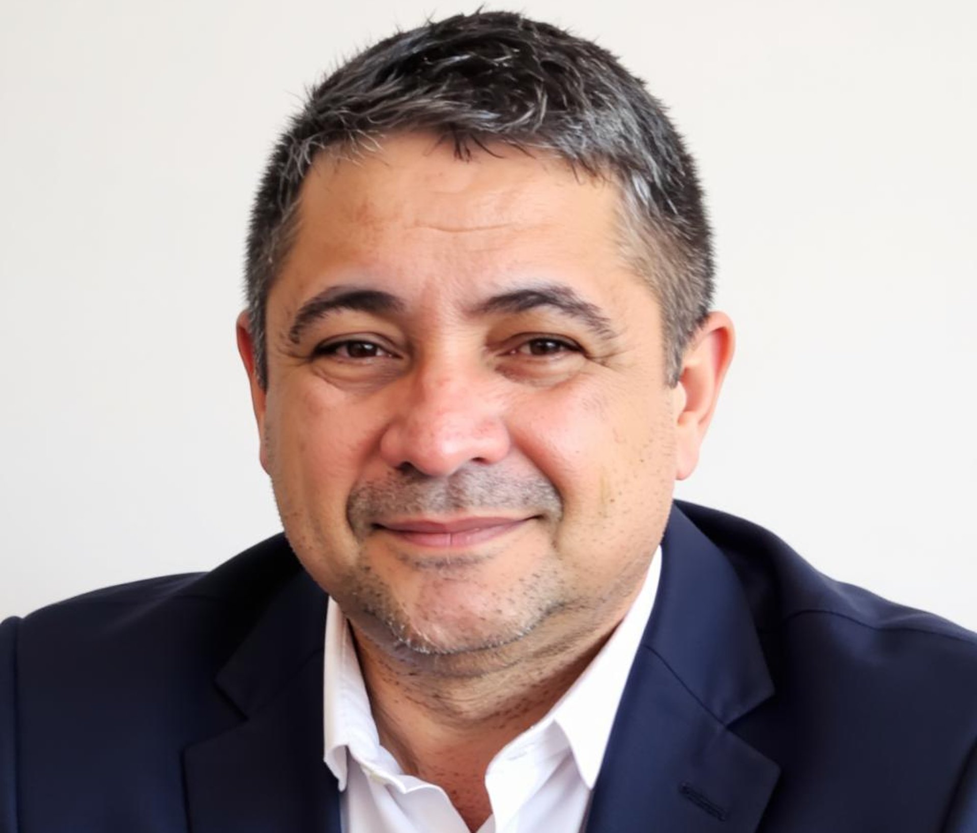 black and brown leather padded tub sofa