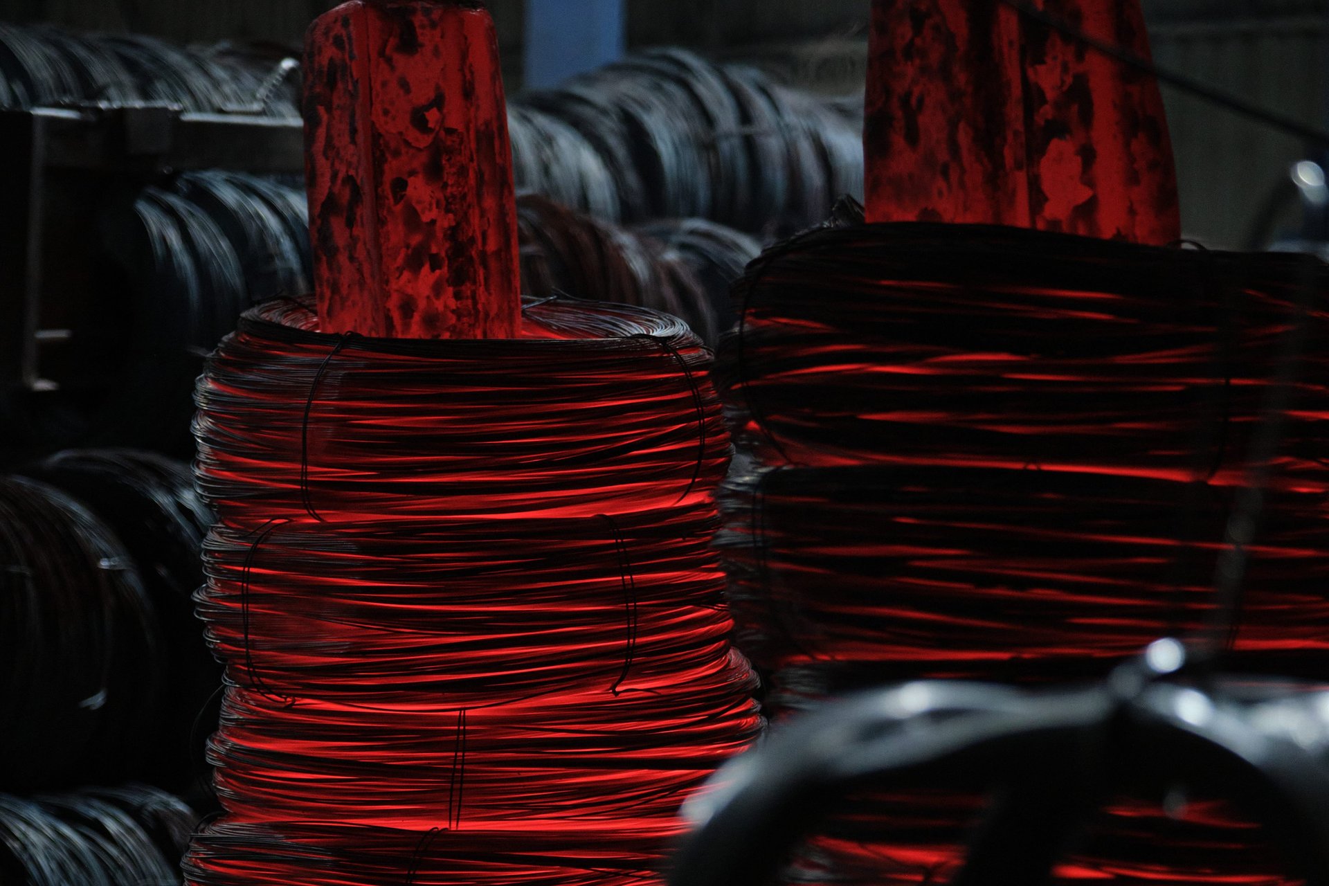 black and brown leather padded tub sofa
