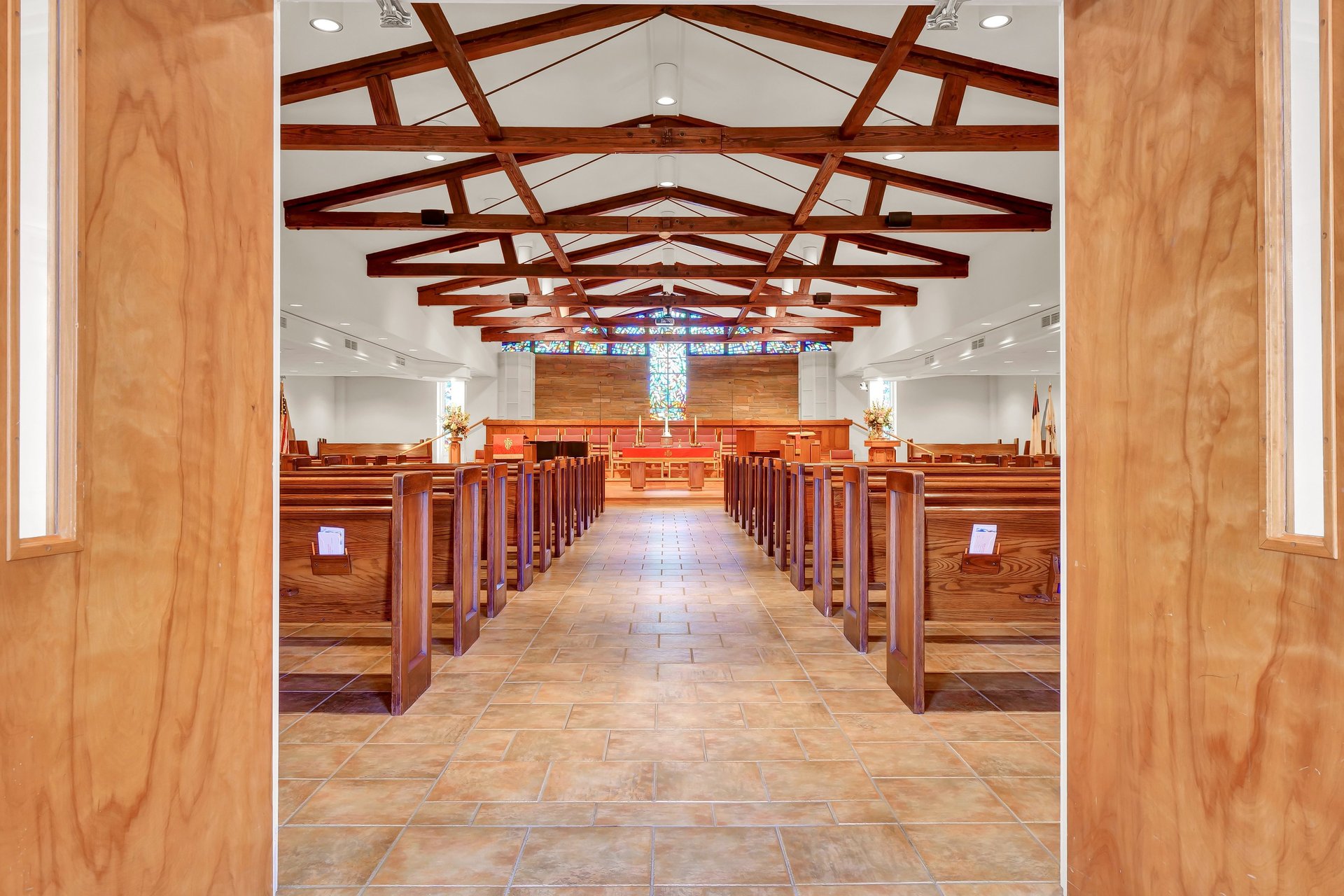 black and white bed linen