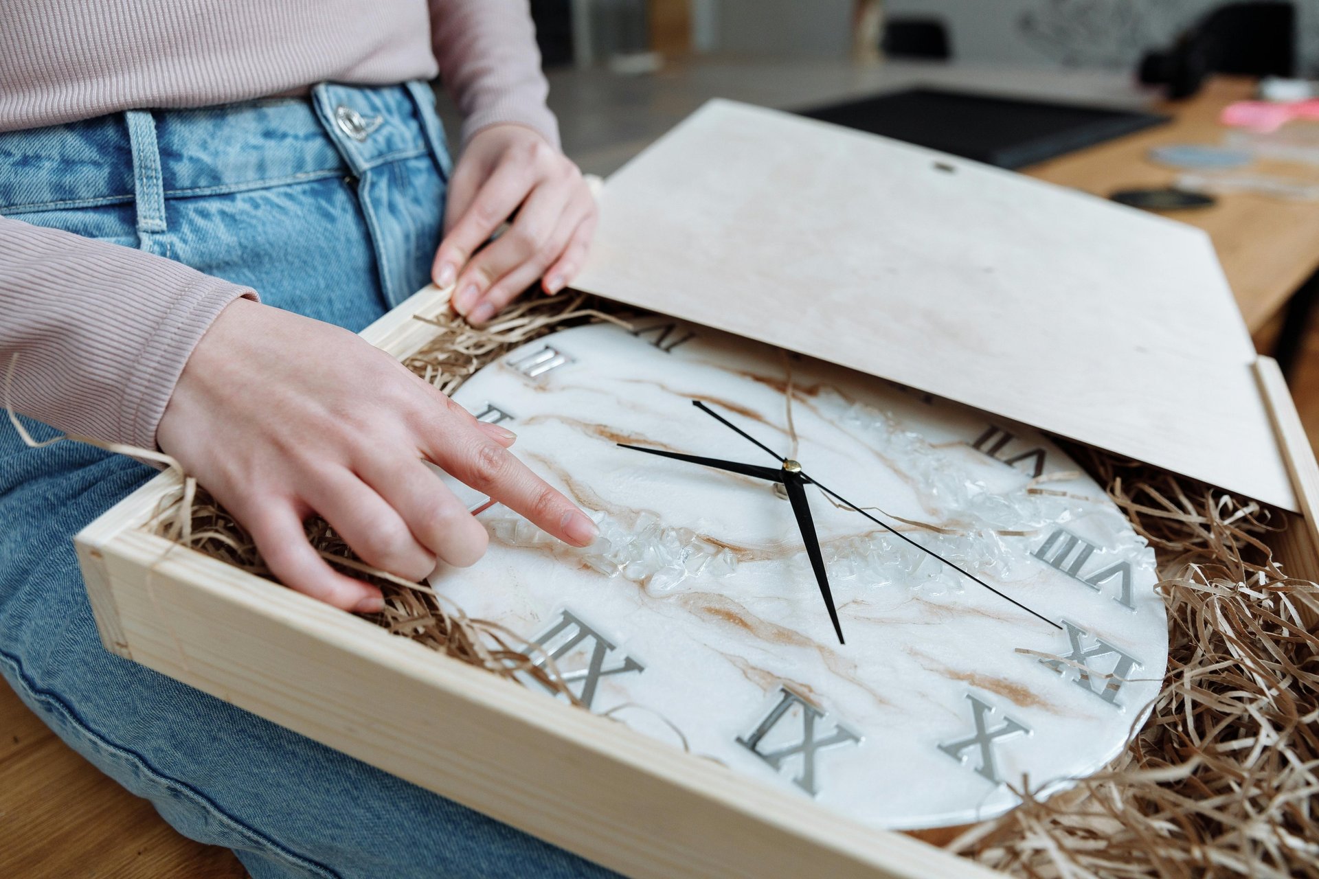 black and white bed linen