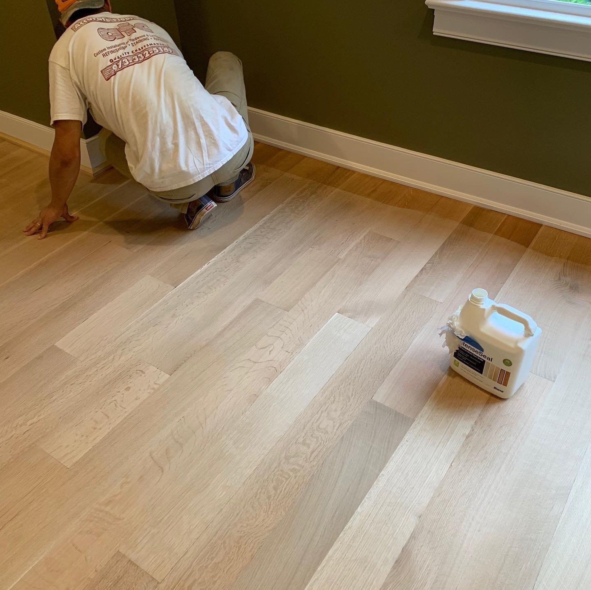 Hardwood floor custom finish 