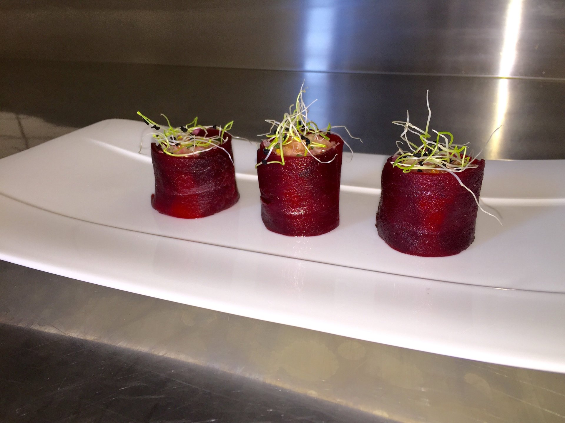 gray computer monitor