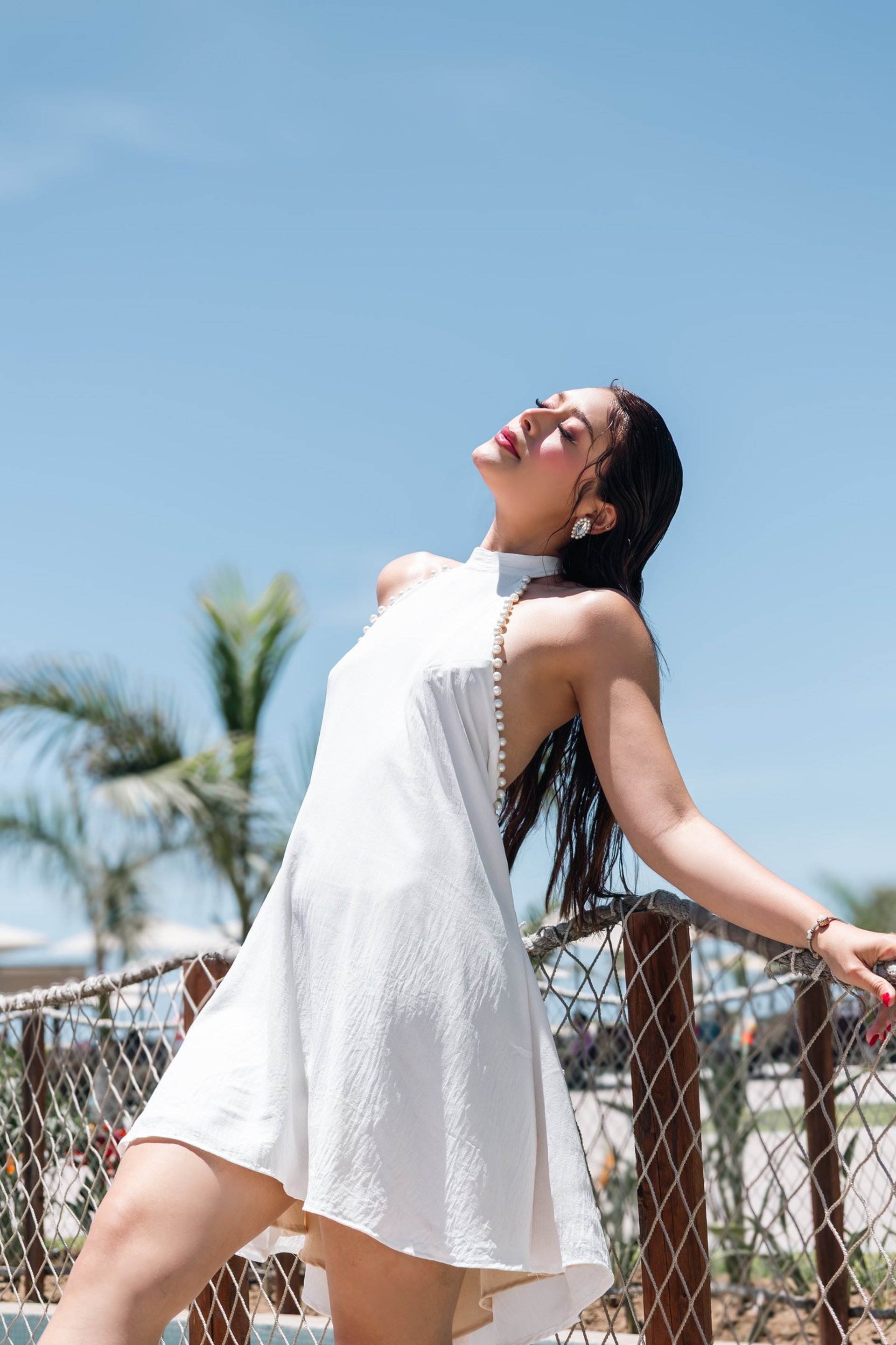 black and white bed linen