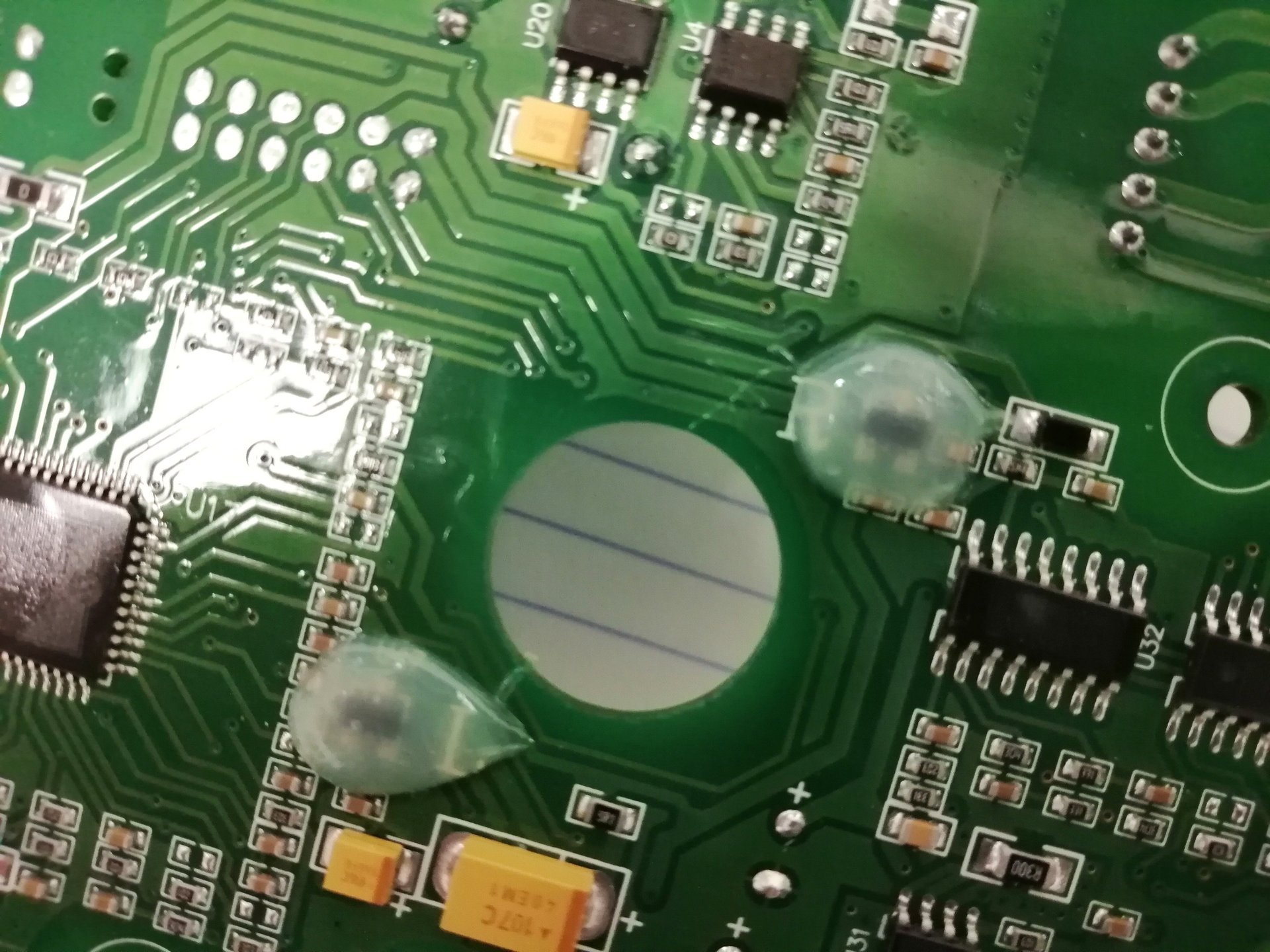 red yellow and green lights