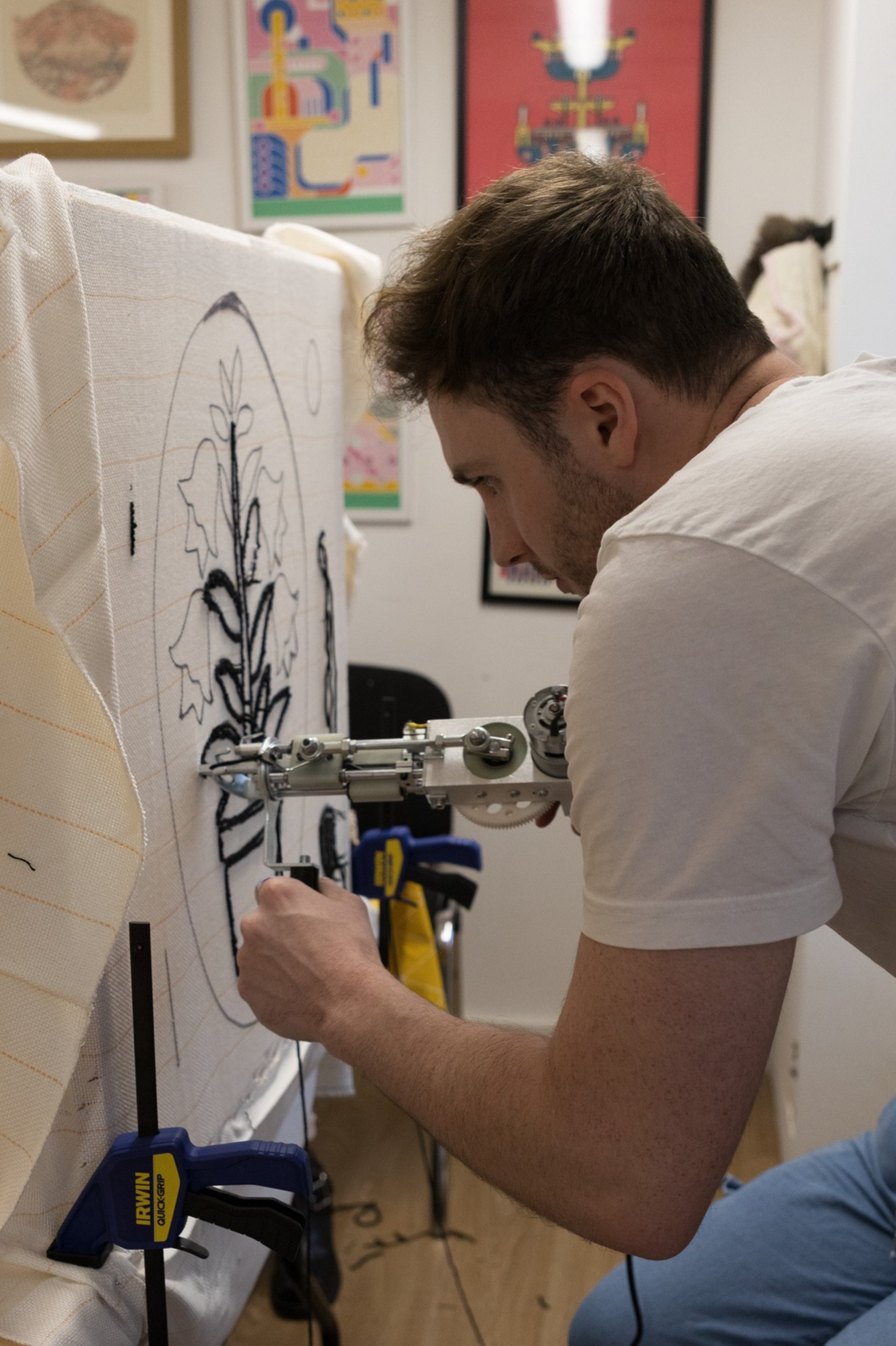 black and white bed linen