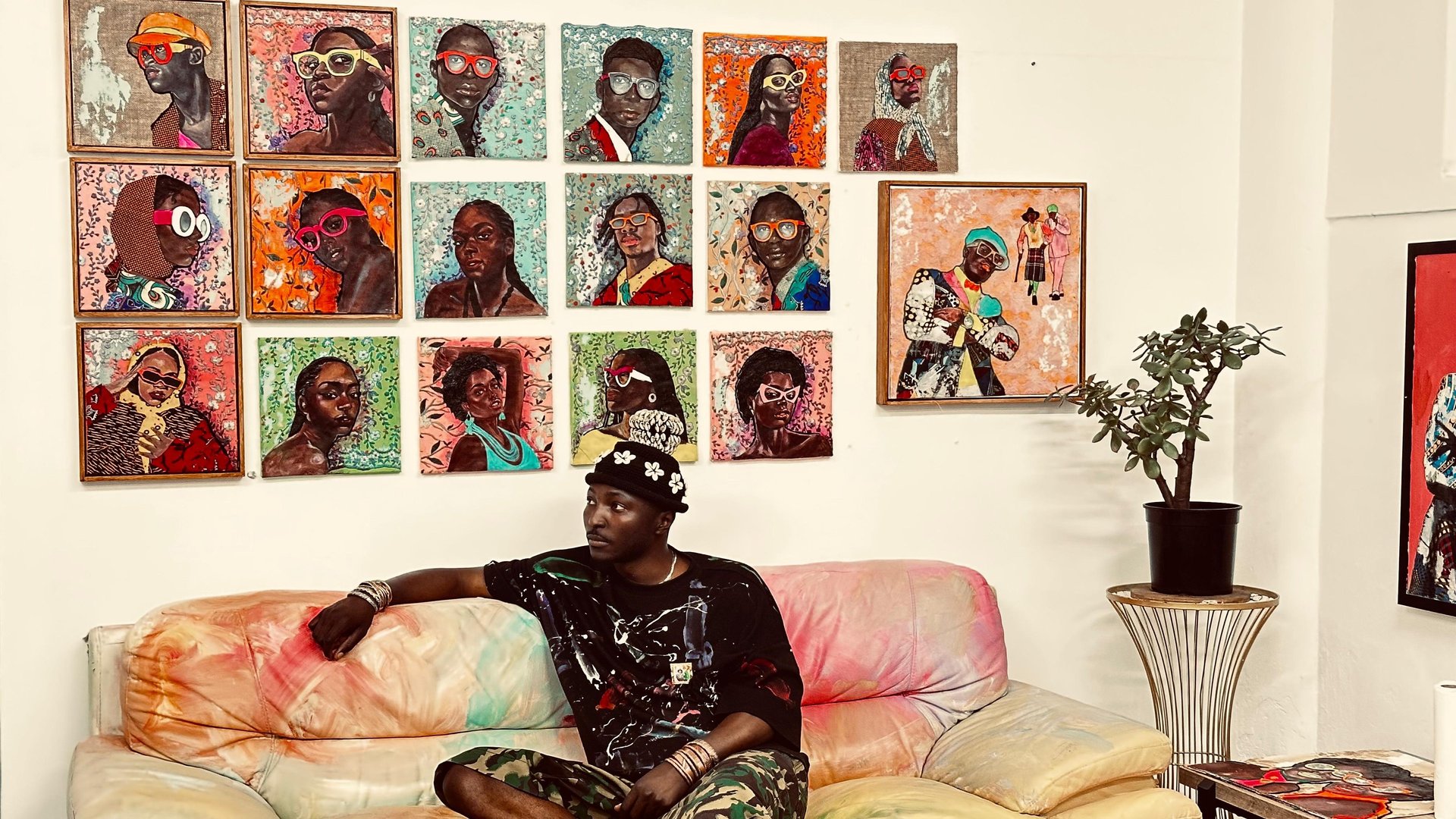 black and white bed linen