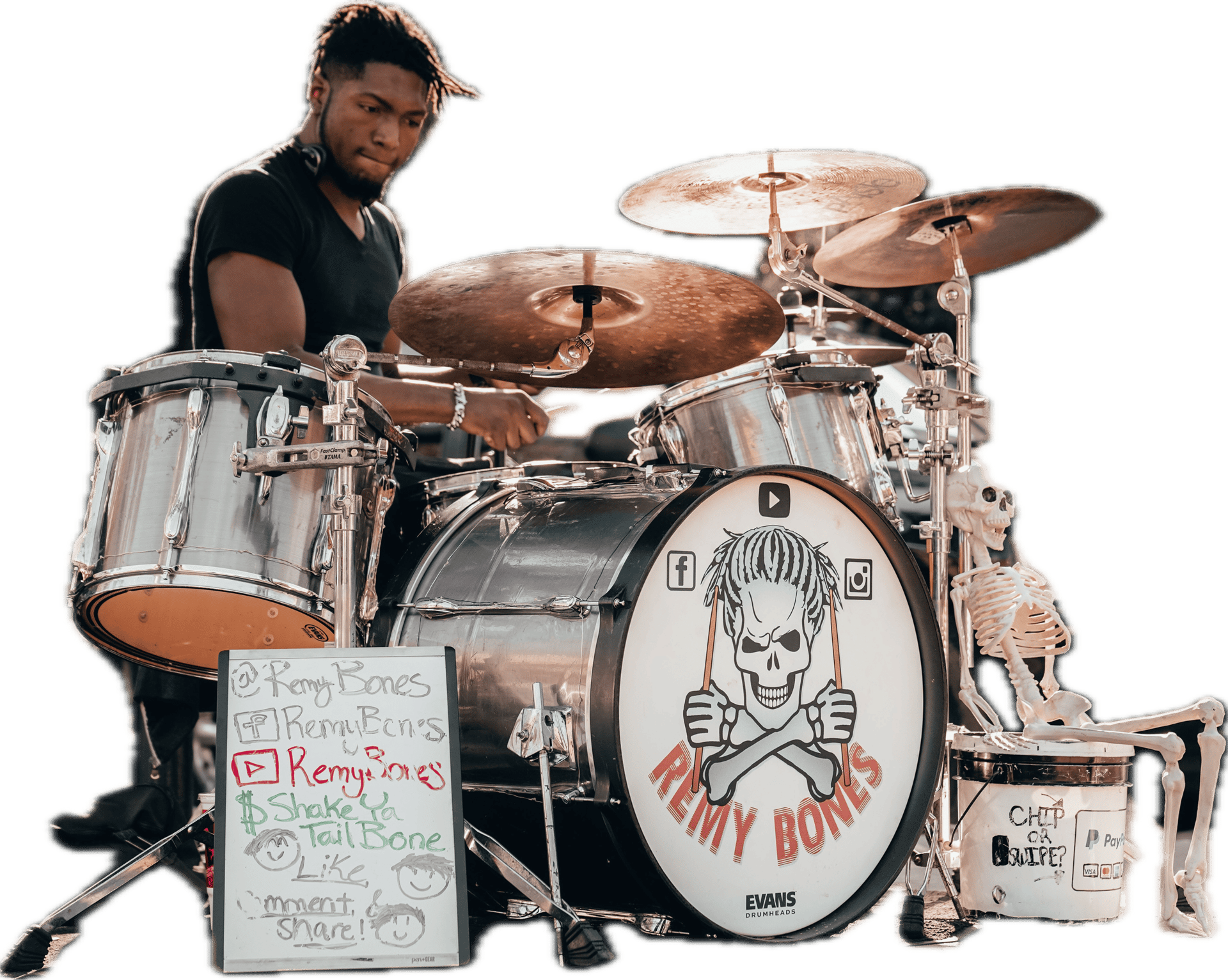 black and white bed linen