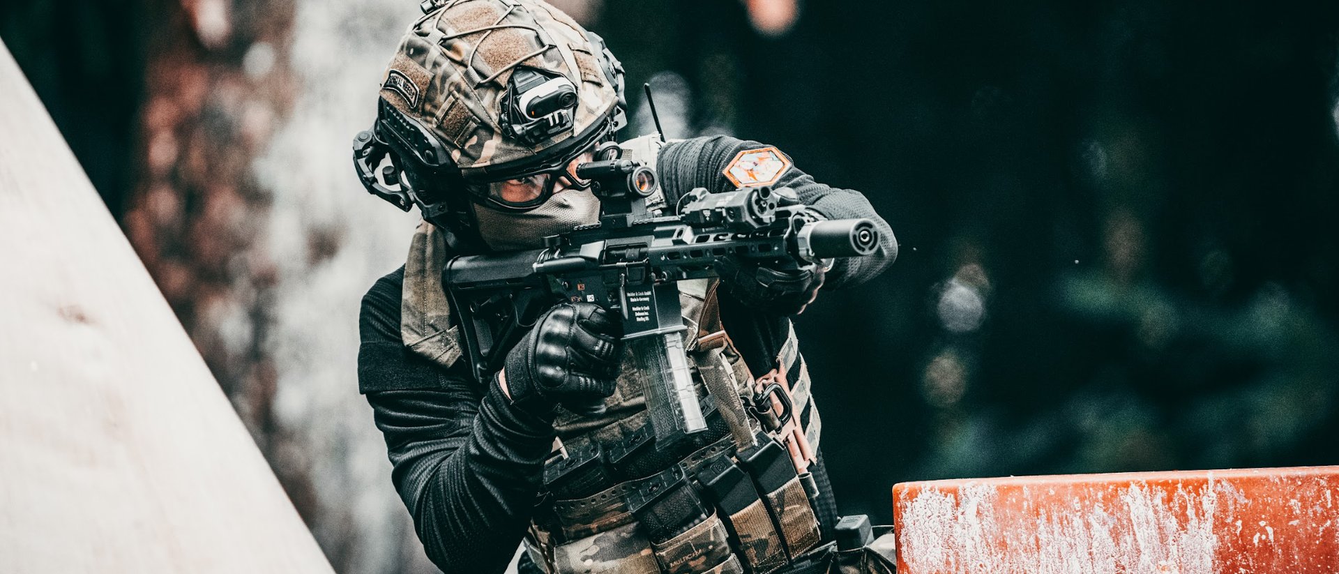 an abstract photo of a curved building with a blue sky in the background