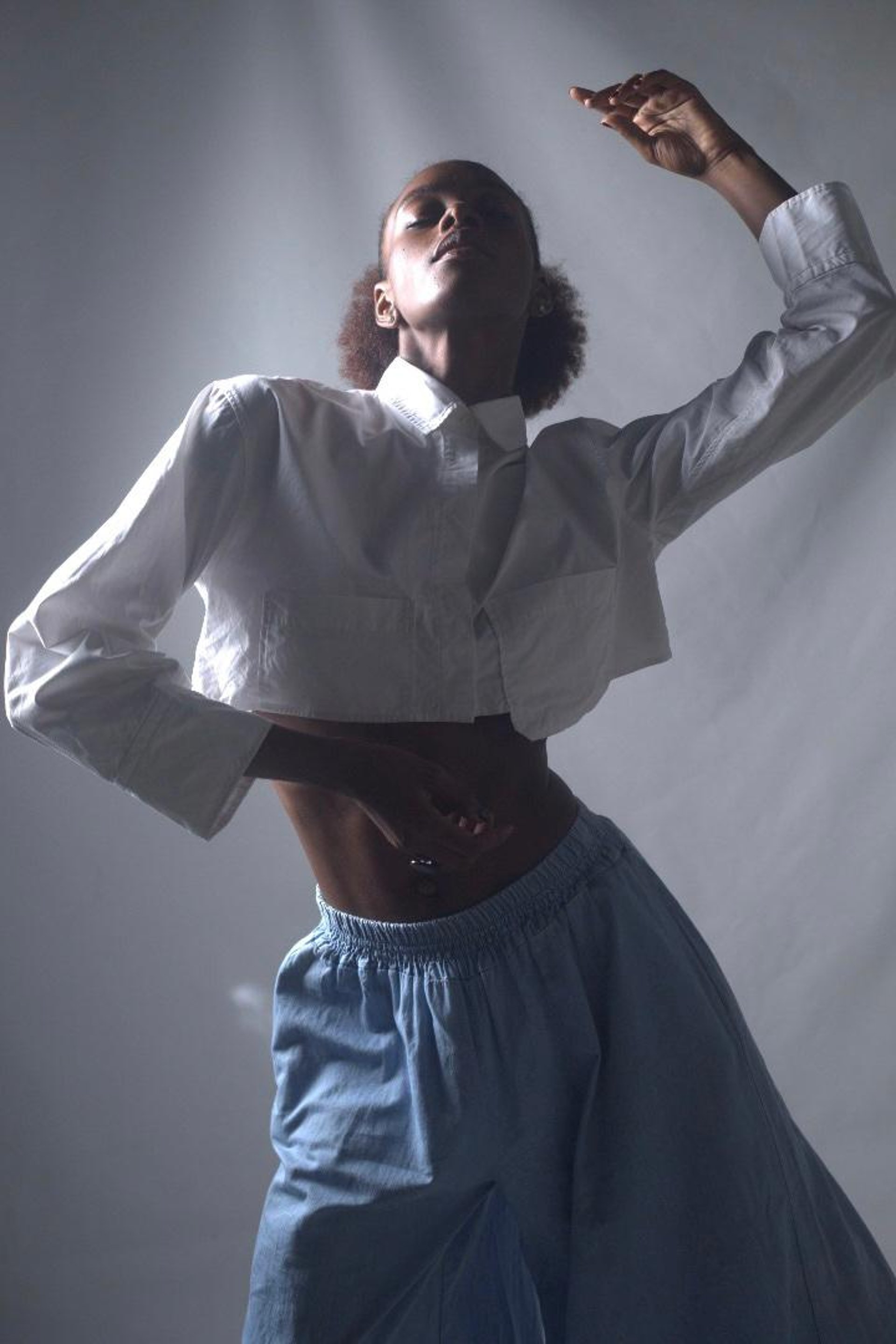 black and white bed linen