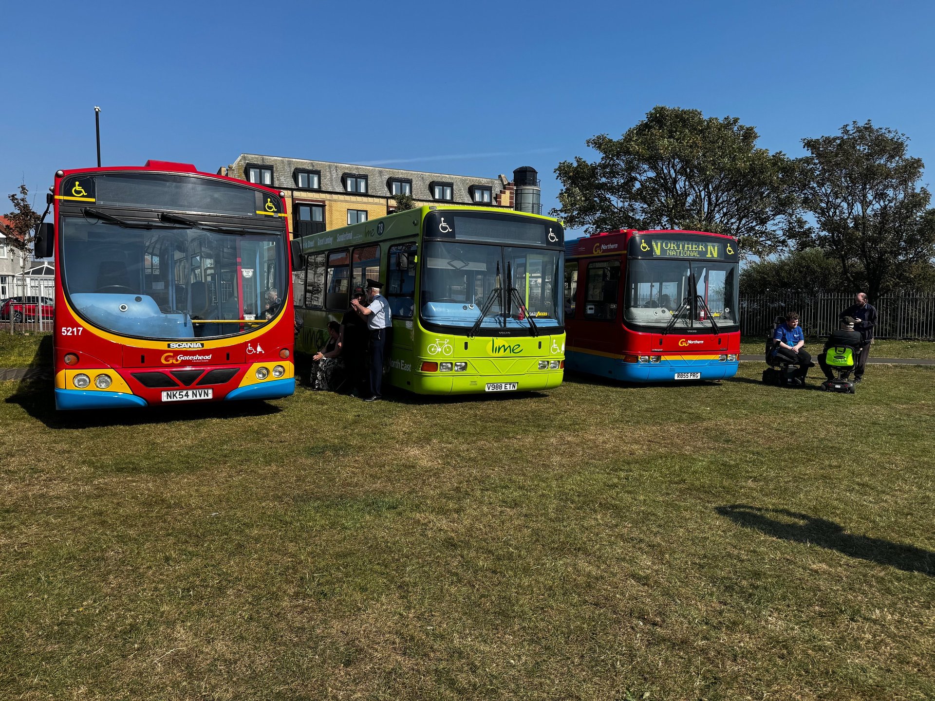 black and brown leather padded tub sofa