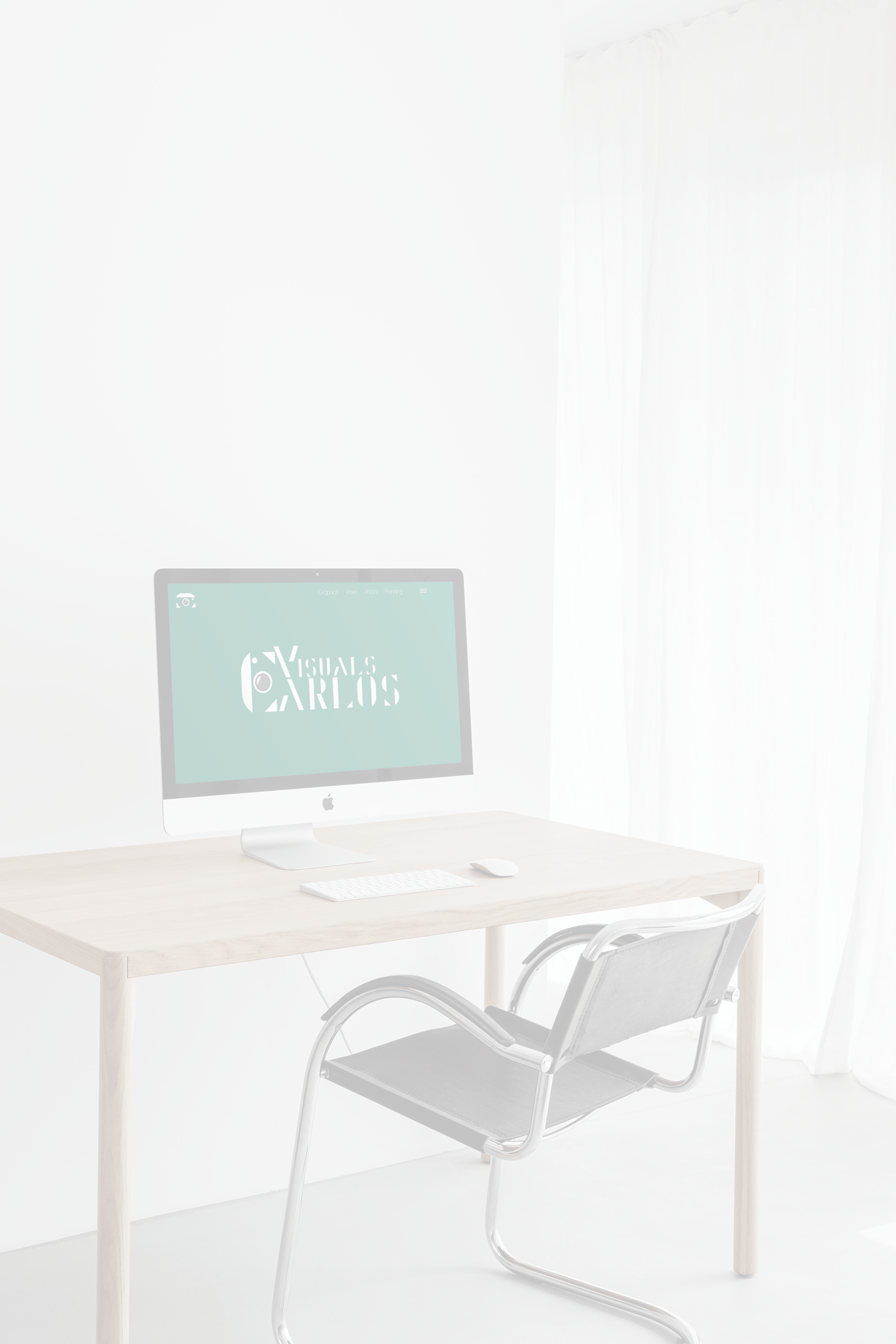 gray computer monitor