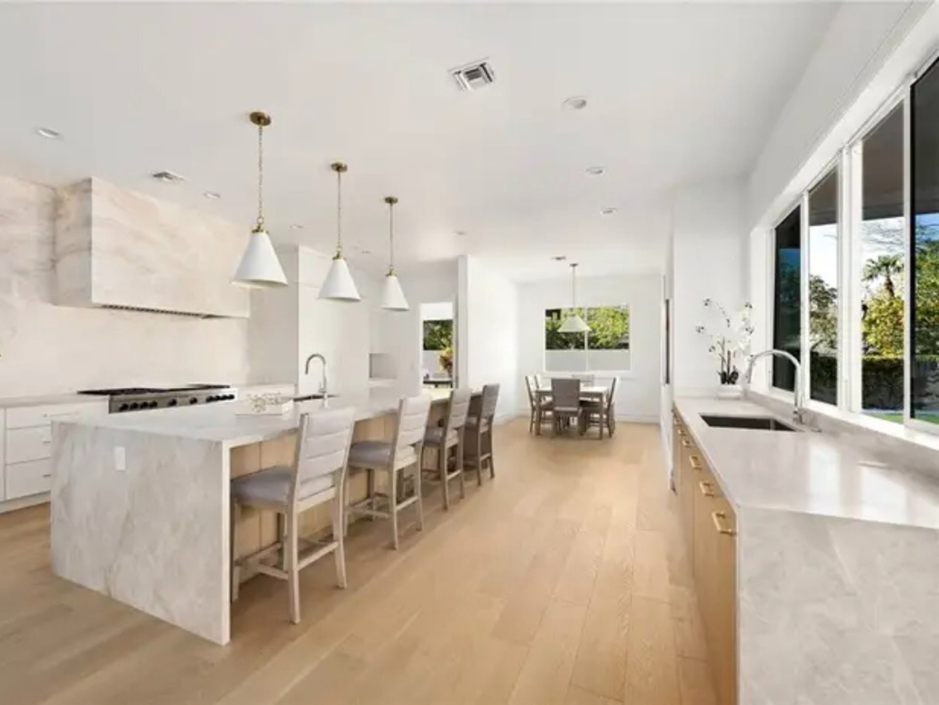 black and brown leather padded tub sofa