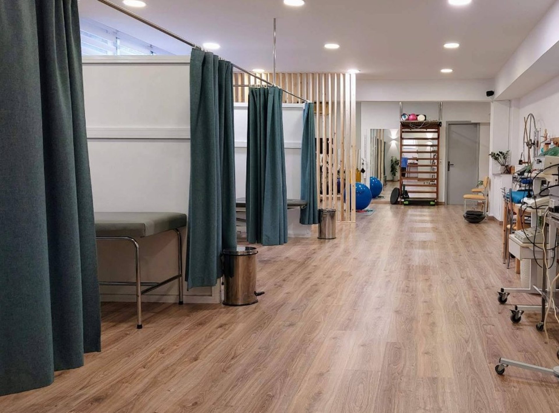 a room filled with lots of different types of equipment
