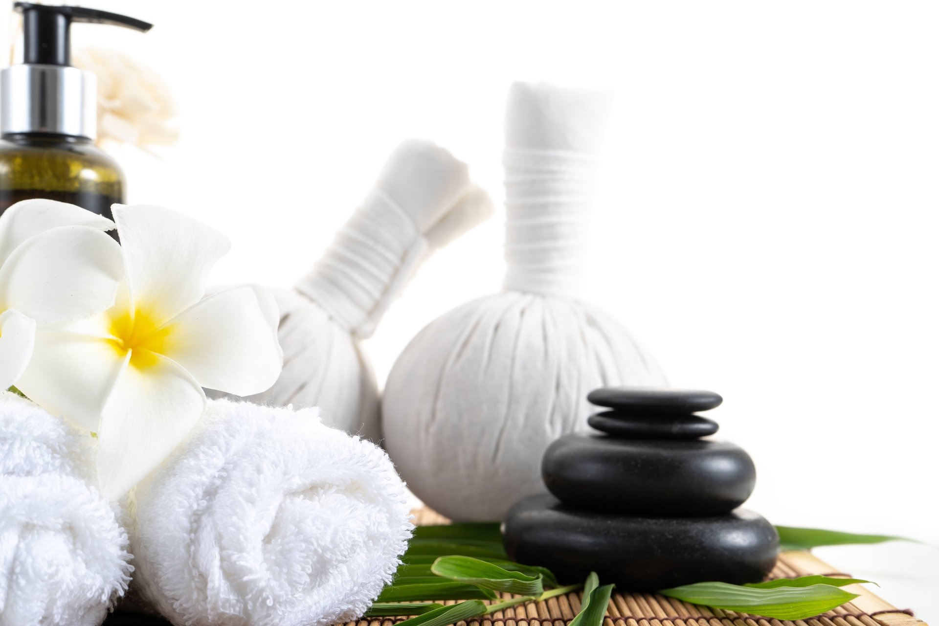 black and white bed linen