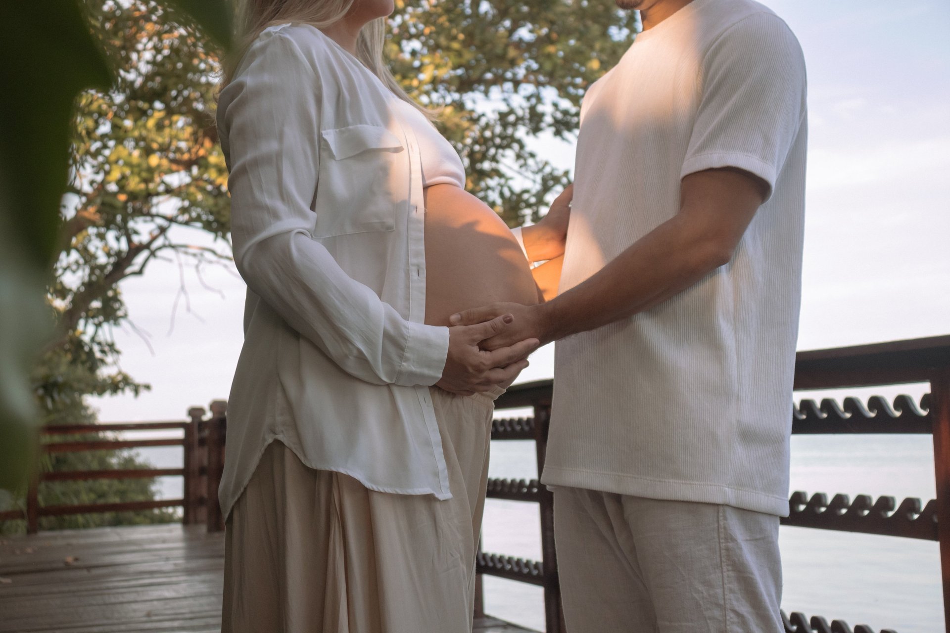 black and white bed linen