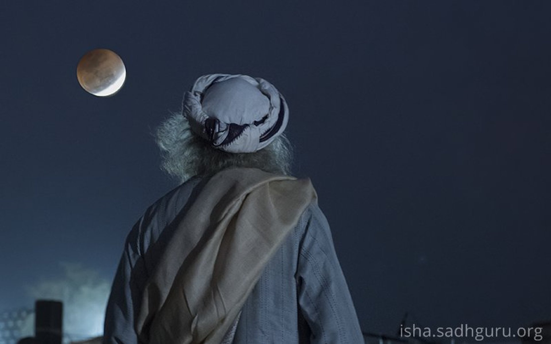 Sadhguru & Moon