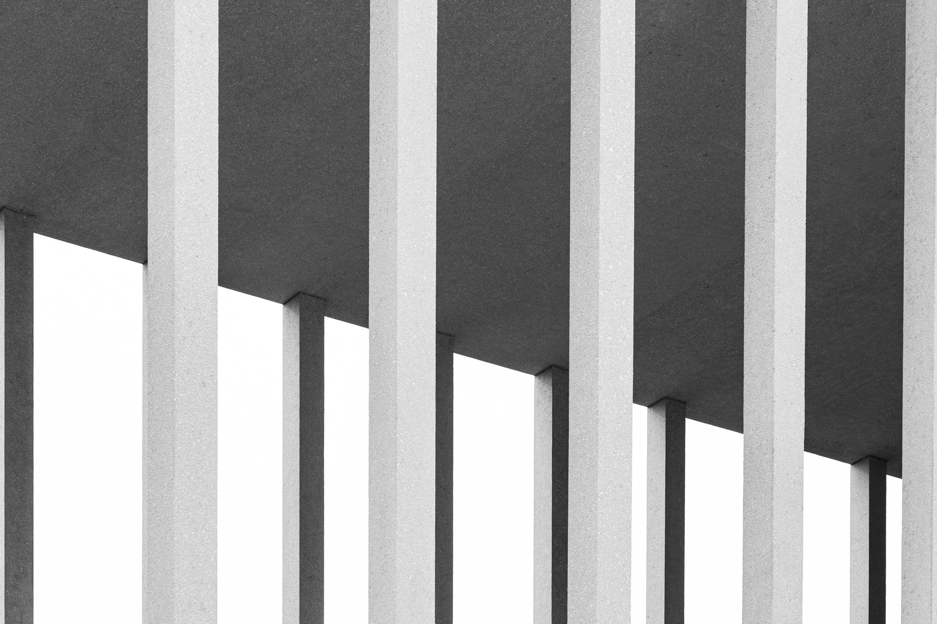 black and white bed linen