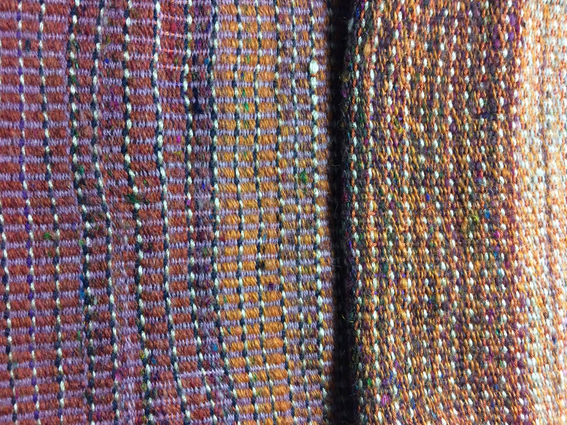 gray computer monitor