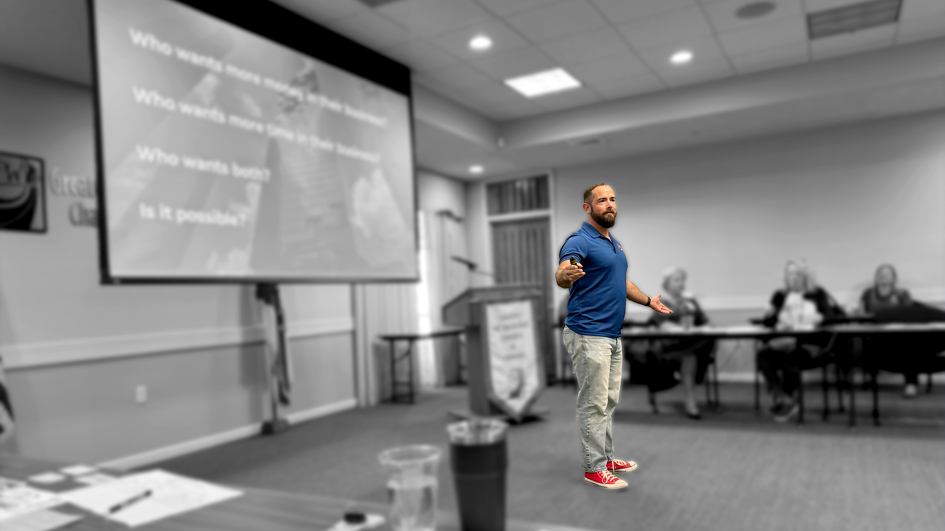 black and white bed linen