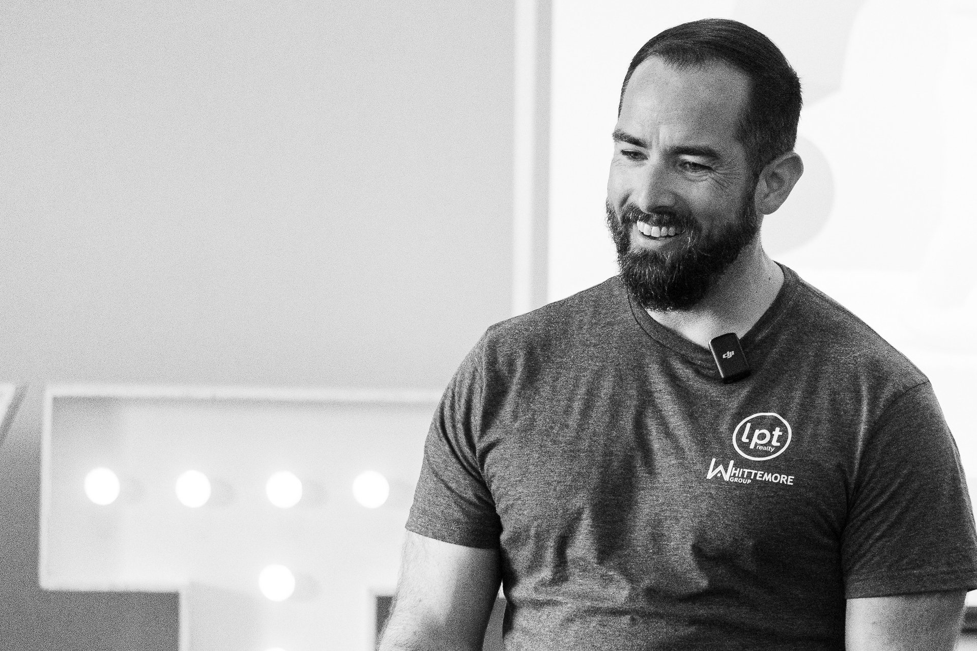 black and white bed linen