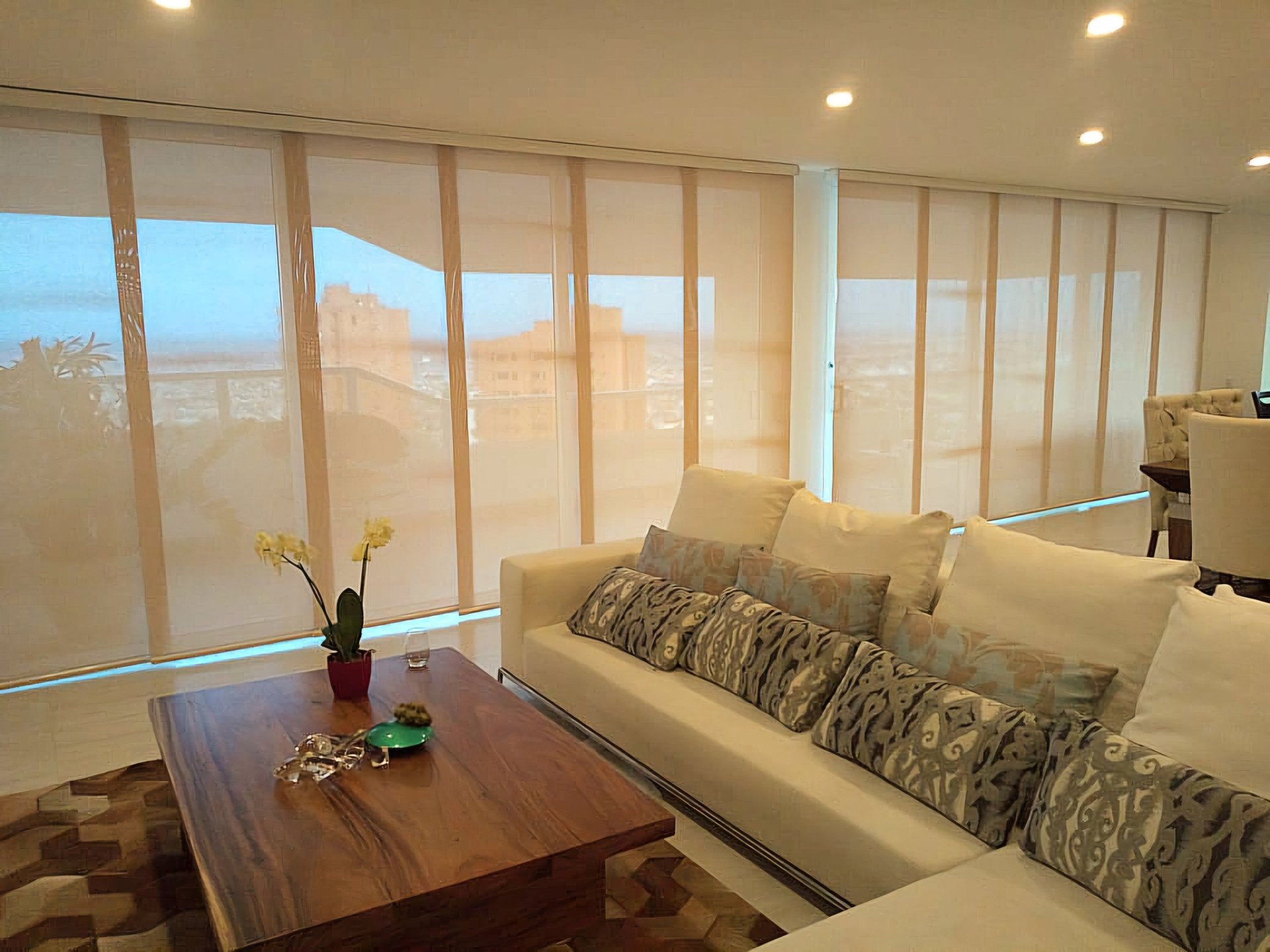 black and white bed linen