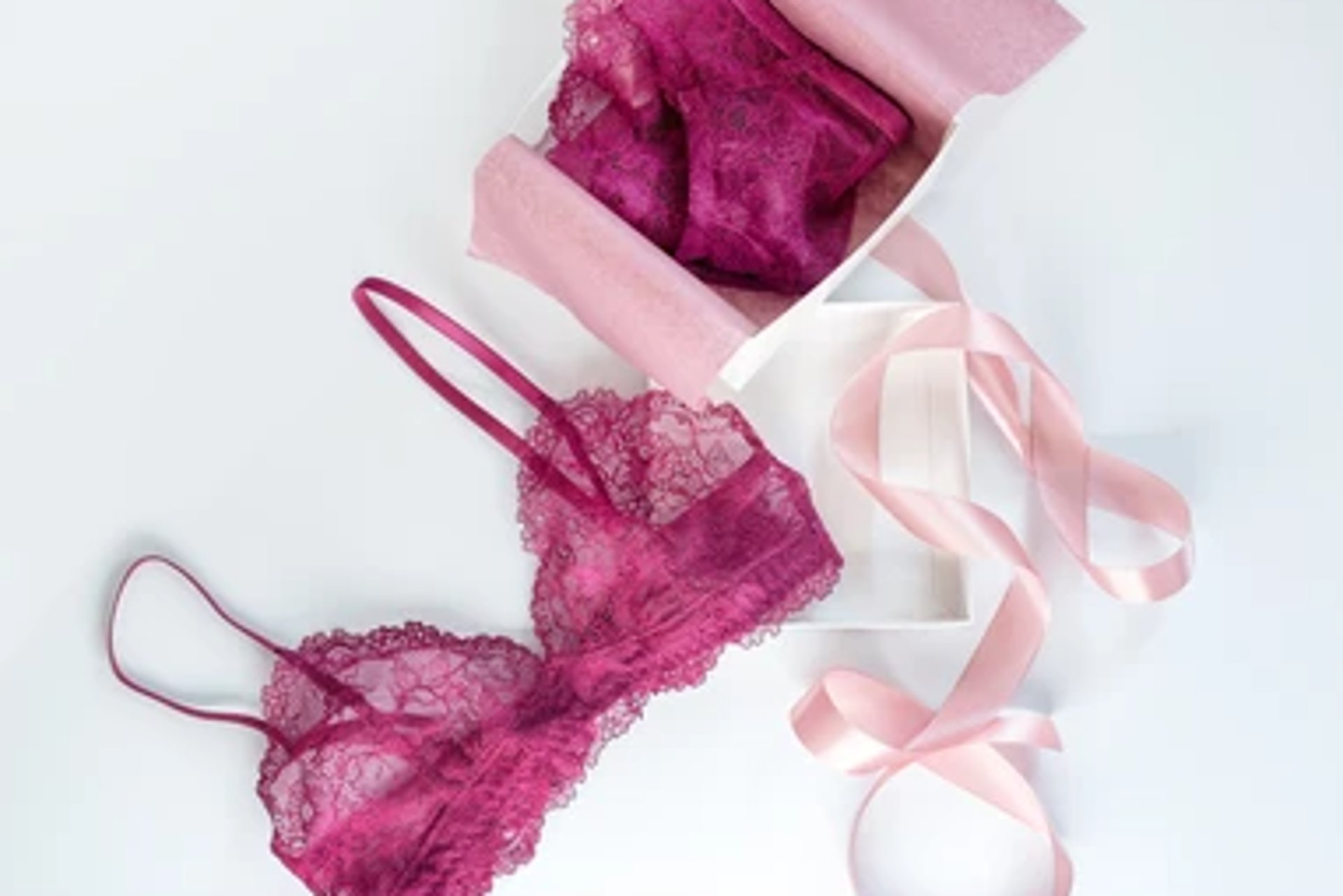 a room with a table and chairs