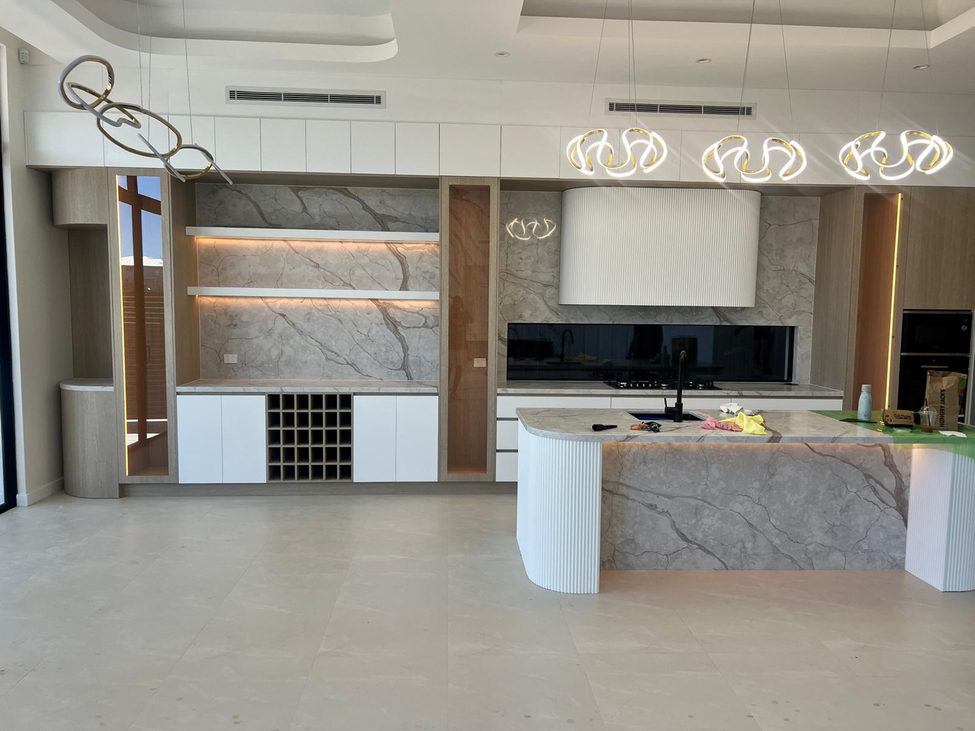 black and white bed linen