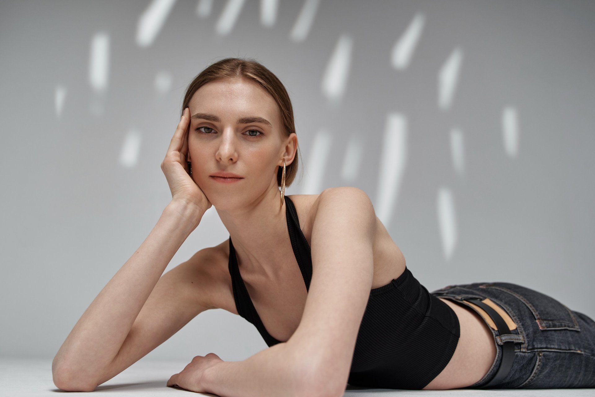 model-photo-background