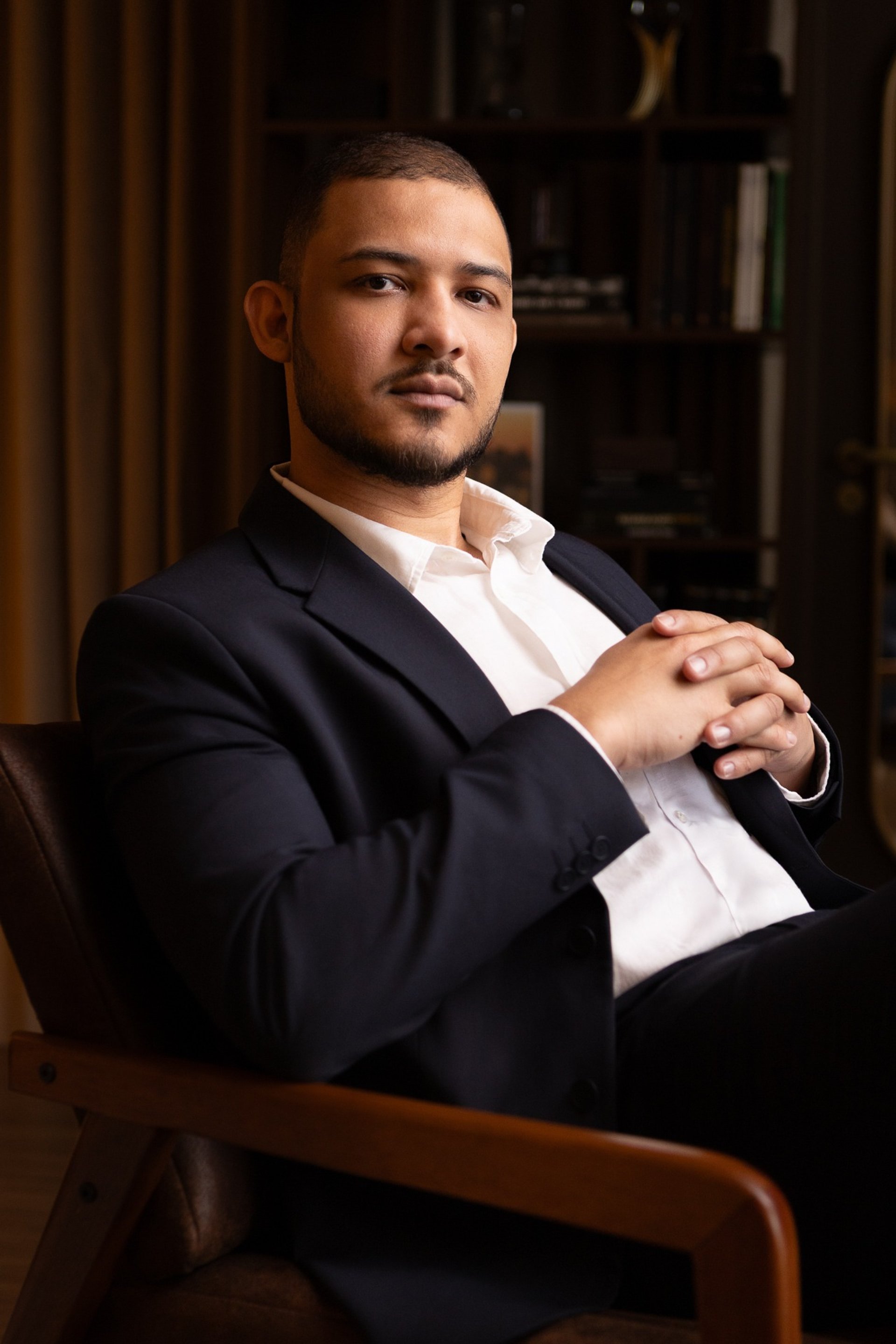 black and brown leather padded tub sofa