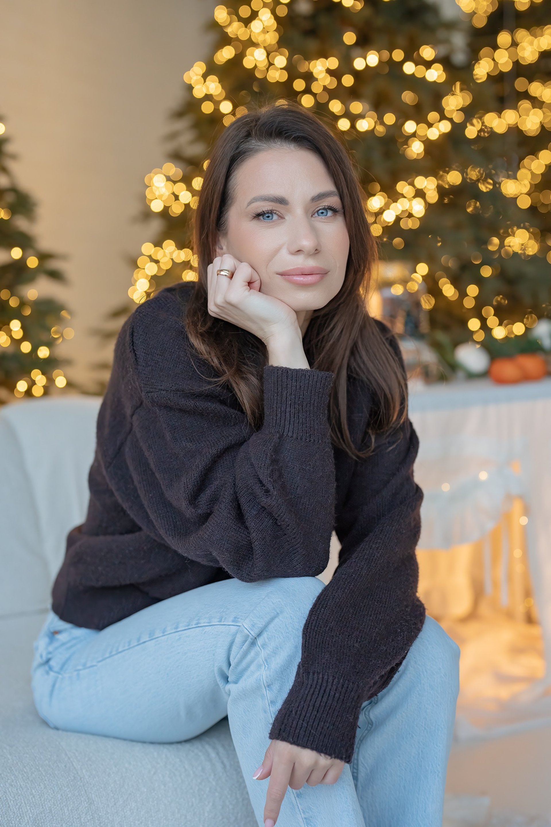 an abstract photo of a curved building with a blue sky in the background