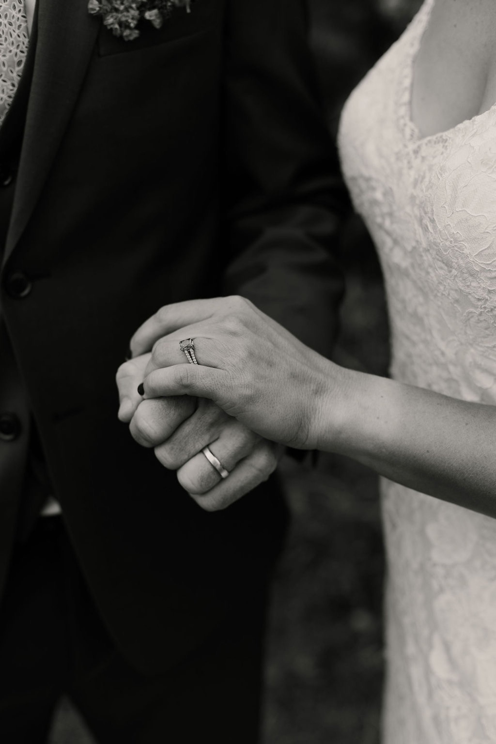 wooden mountain ceremony backdrop, Haymoon Resort 