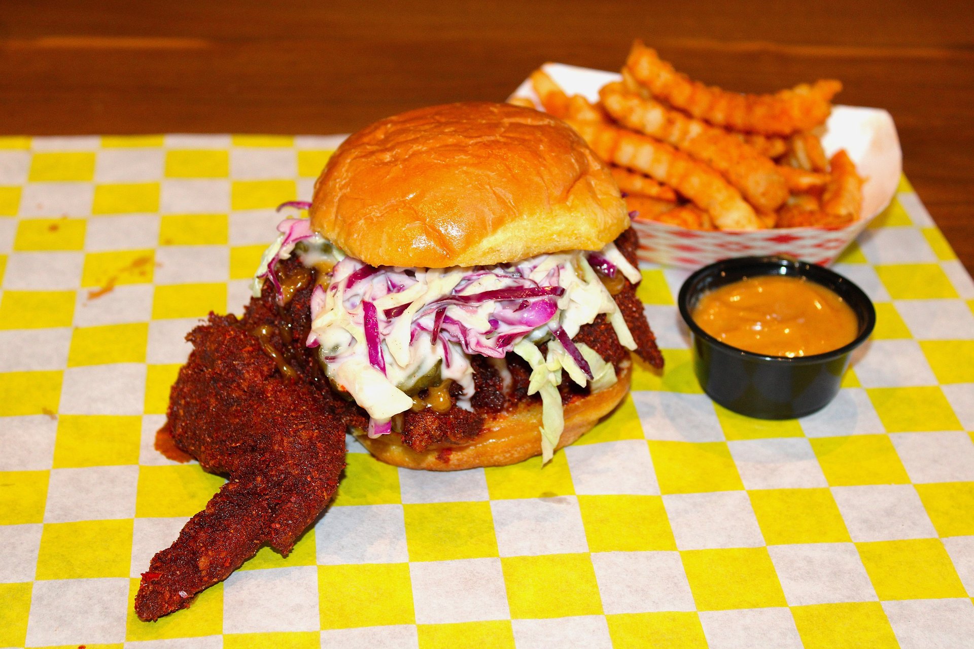 no people sitting at the table in room