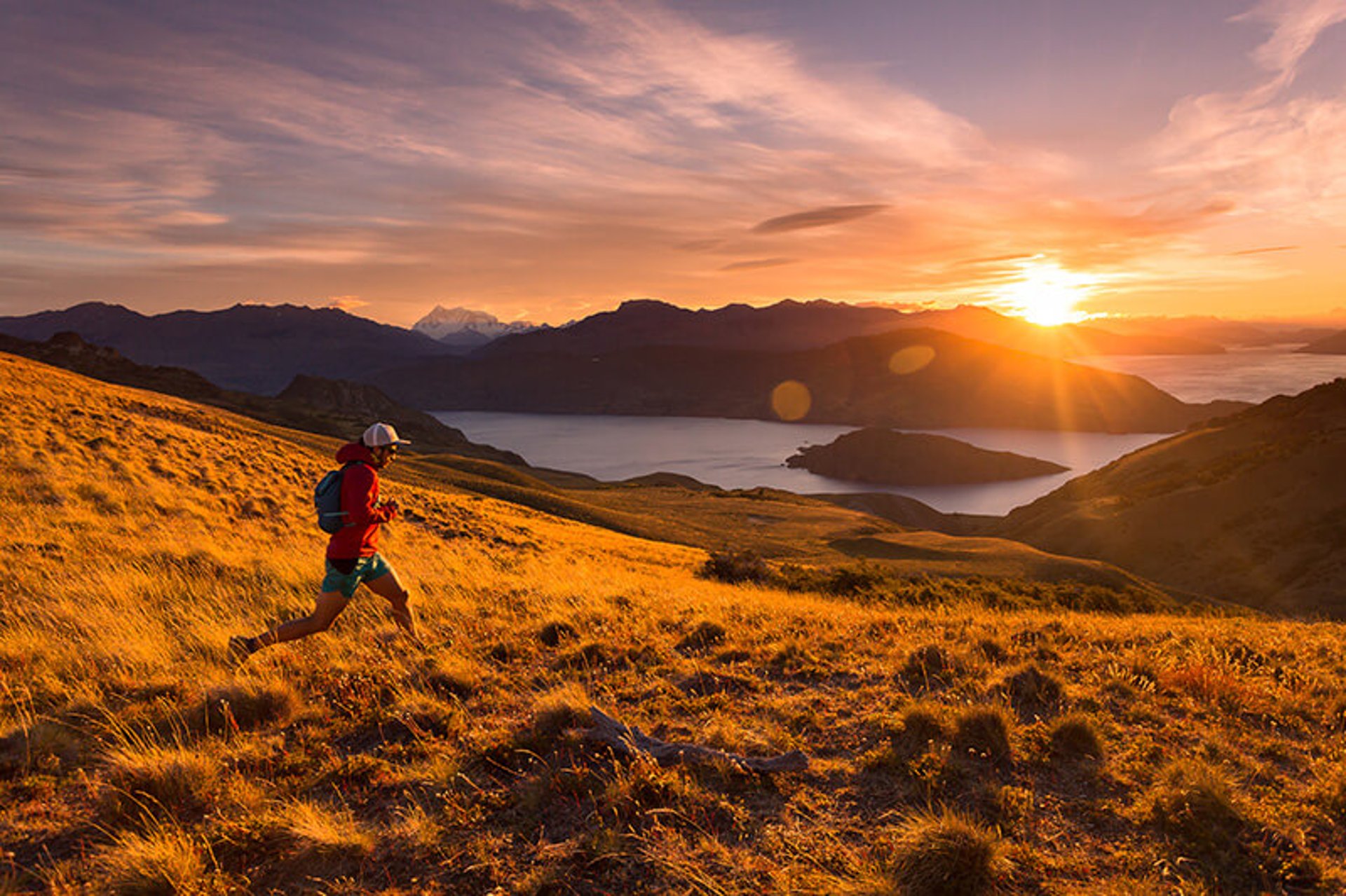 gray computer monitor