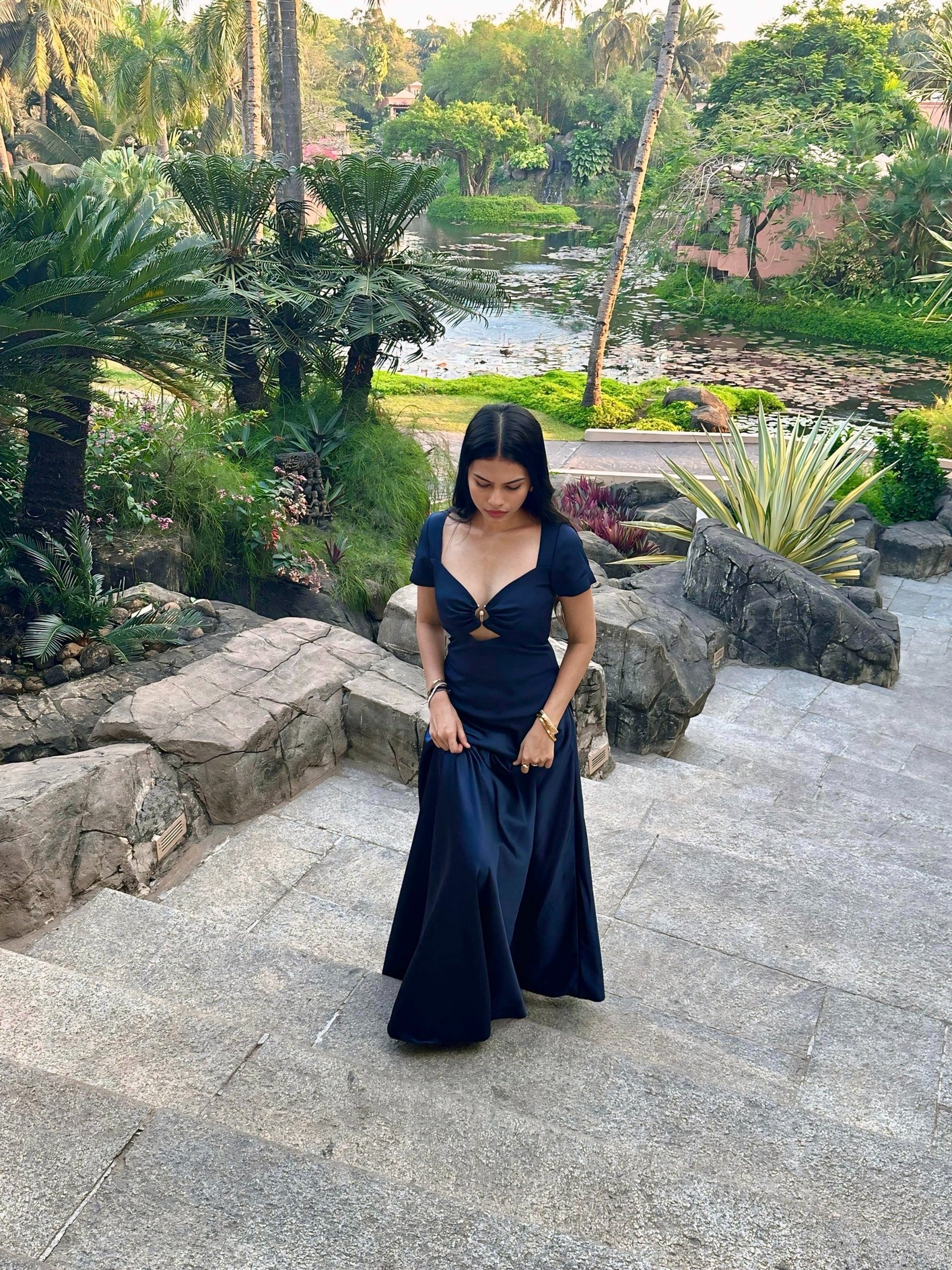 black and white bed linen