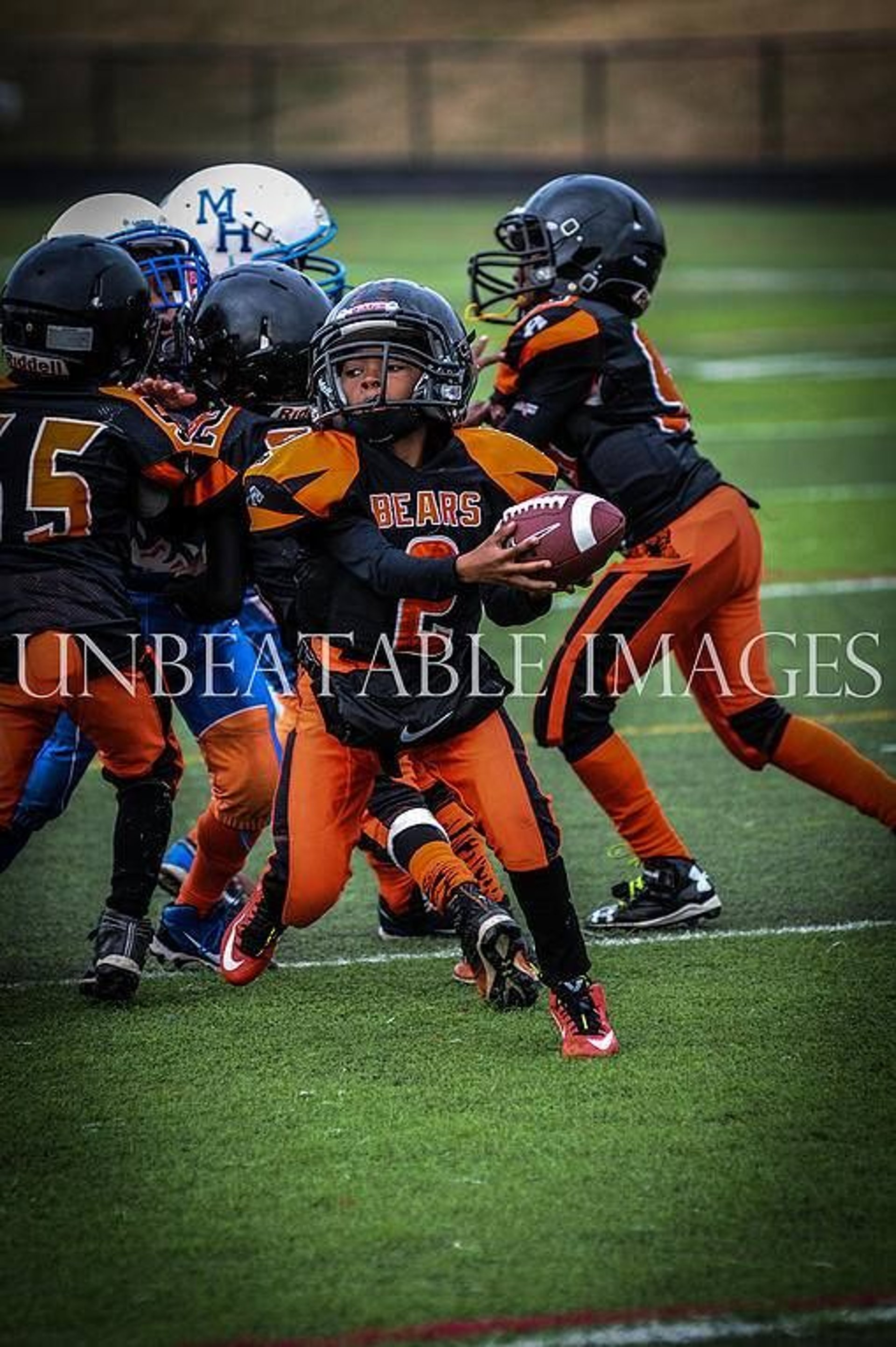 black and white bed linen