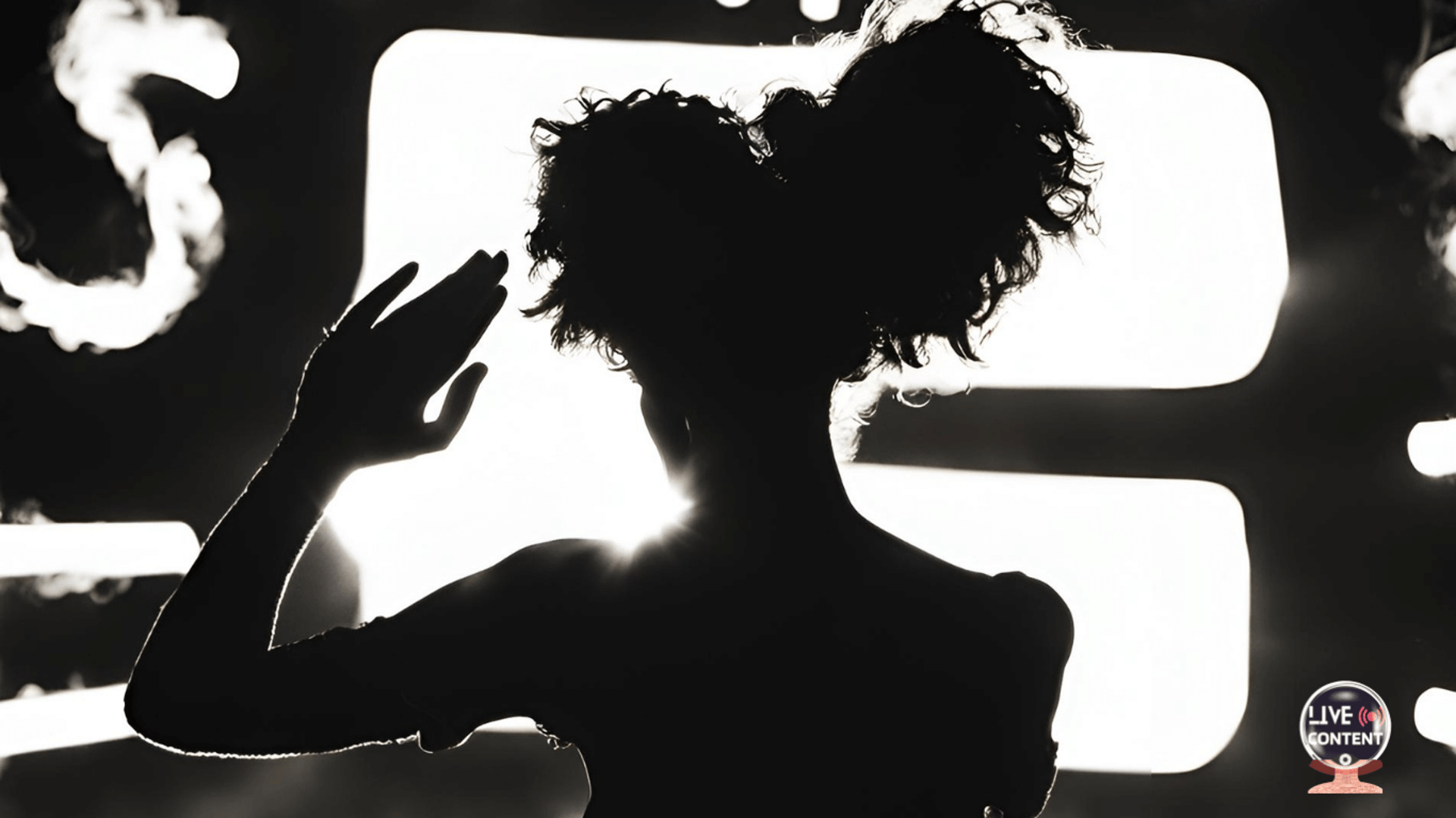 black and white bed linen