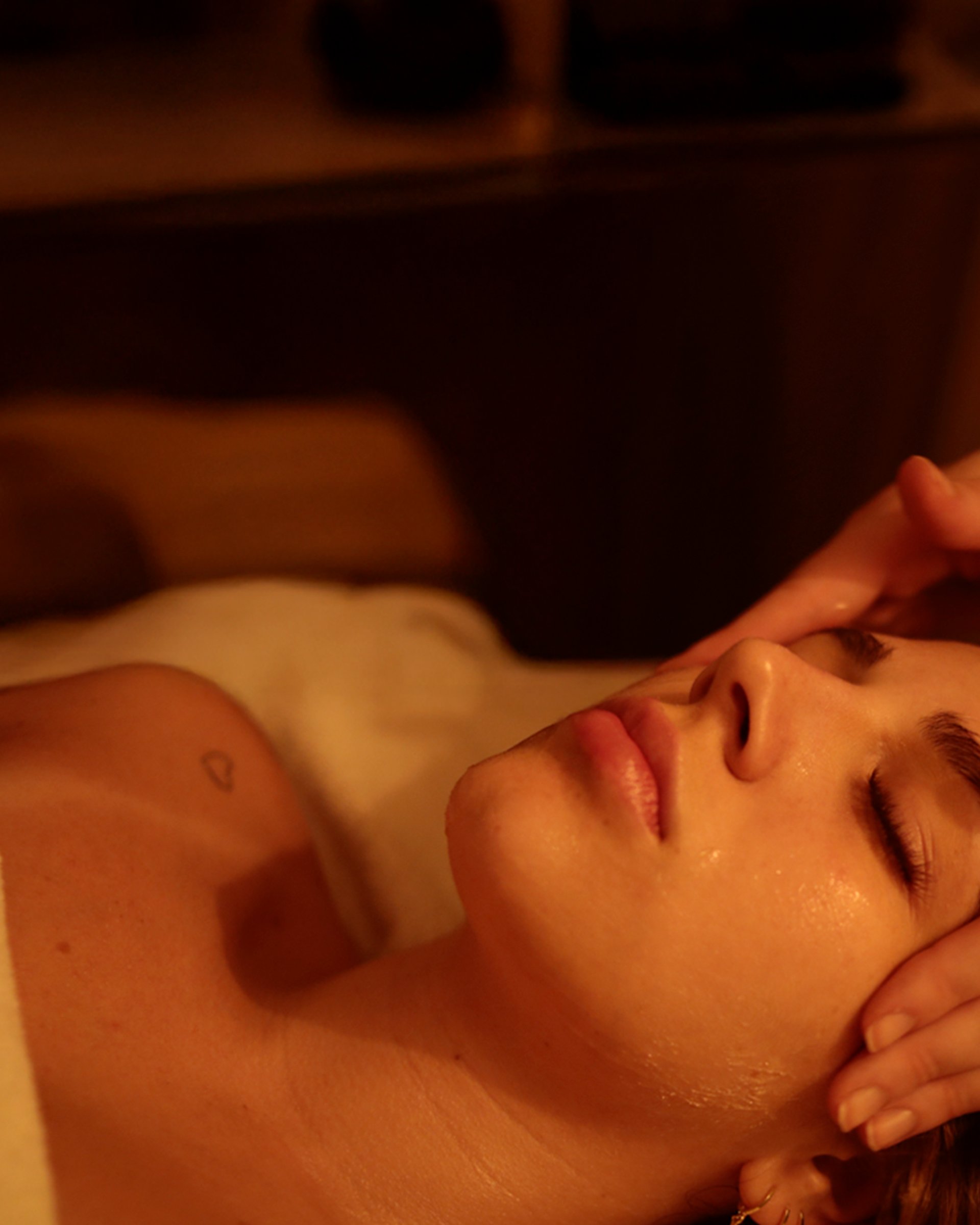 black and brown leather padded tub sofa