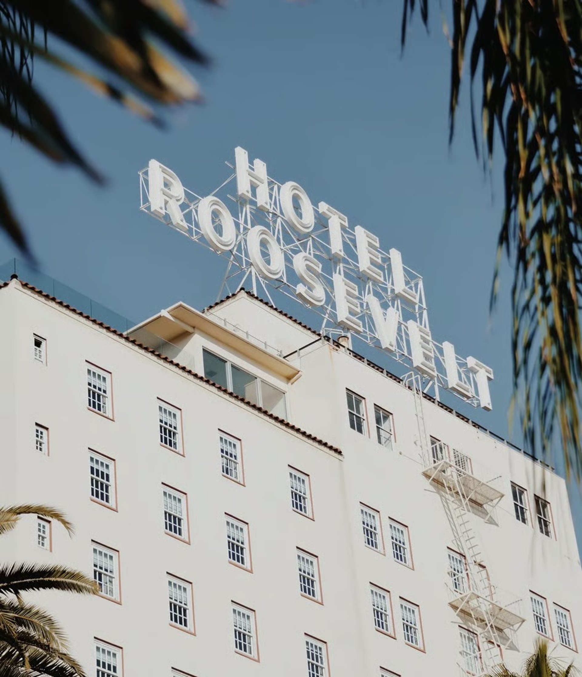 oosevelt-los-angeles-hotel-hollywood-sign