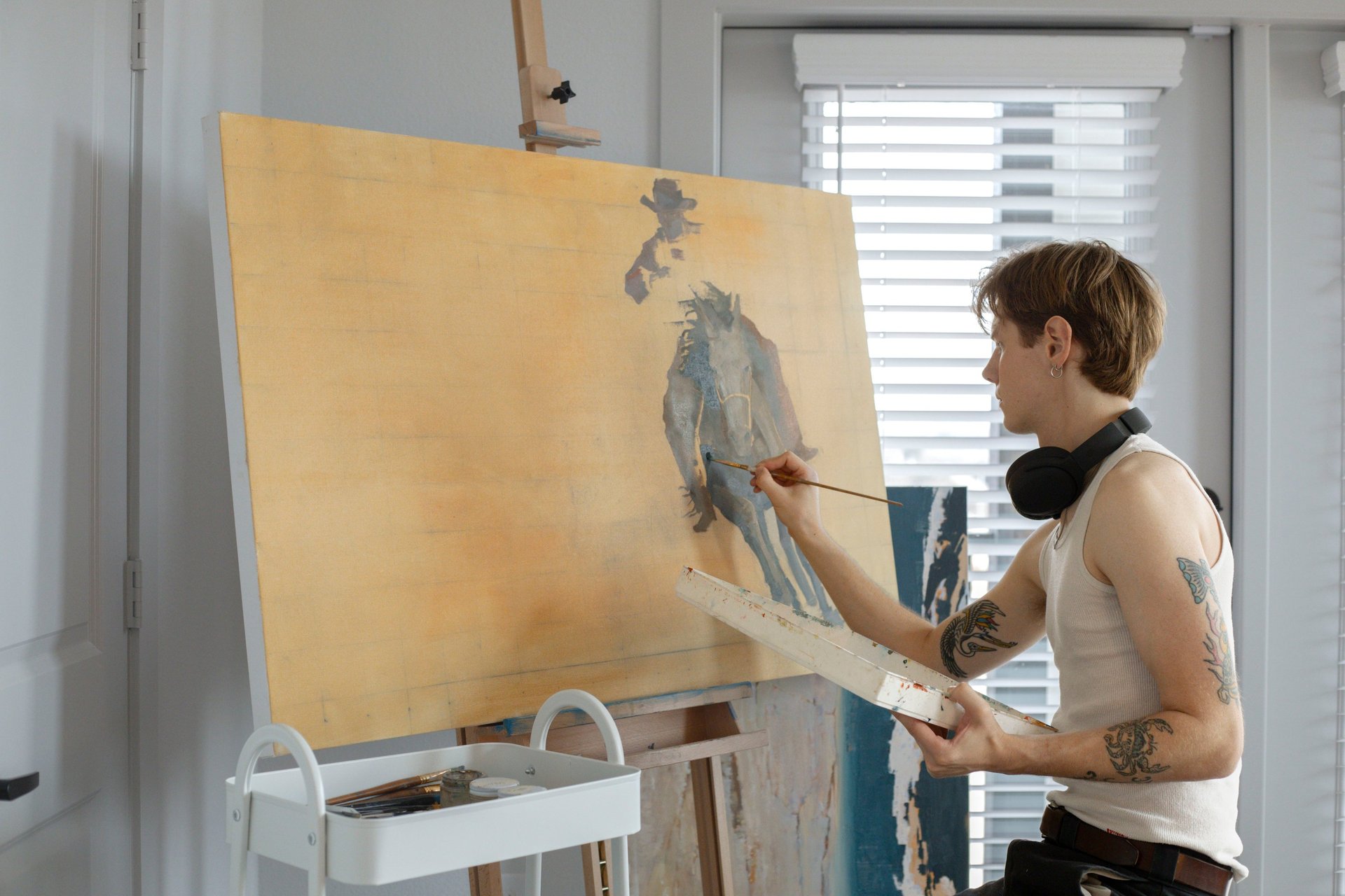 black and white bed linen