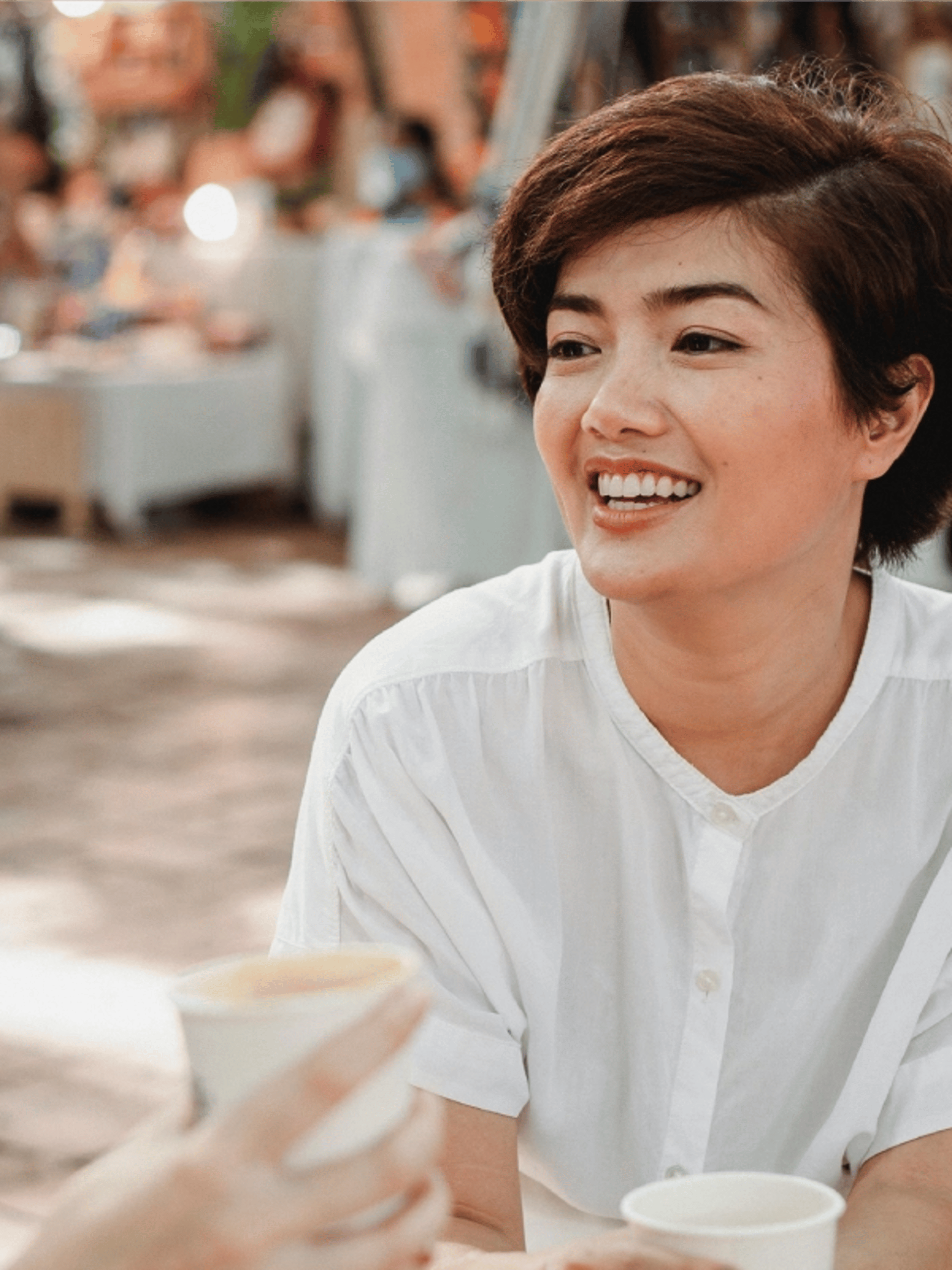 two women in a cafe