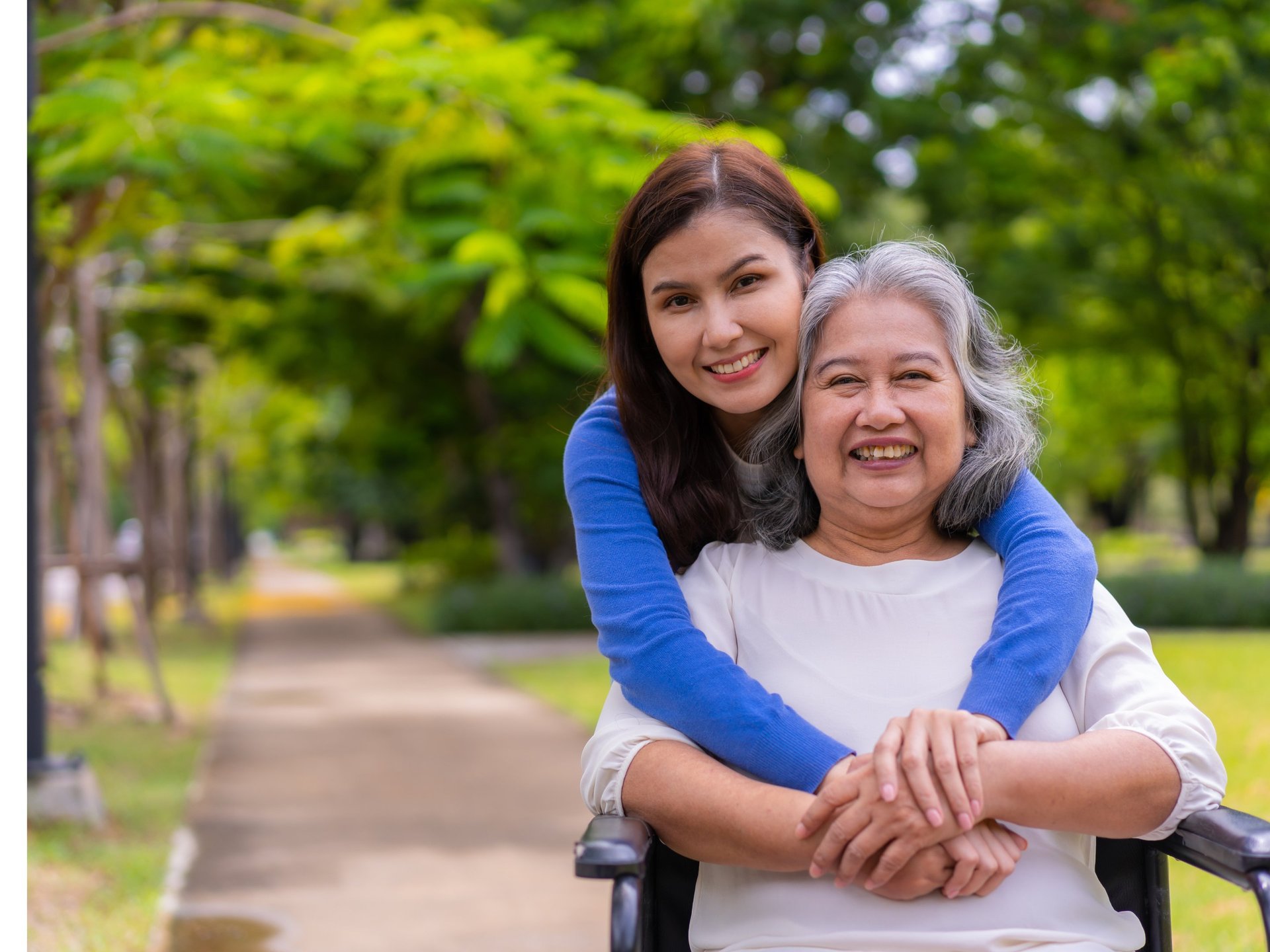 man wearing white dress shirt