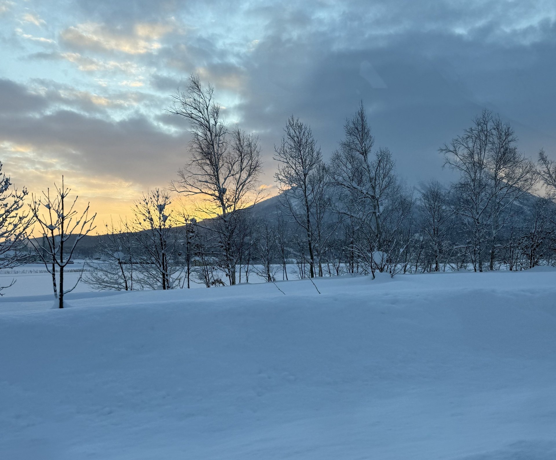 Sun rise with Mt.yotei
