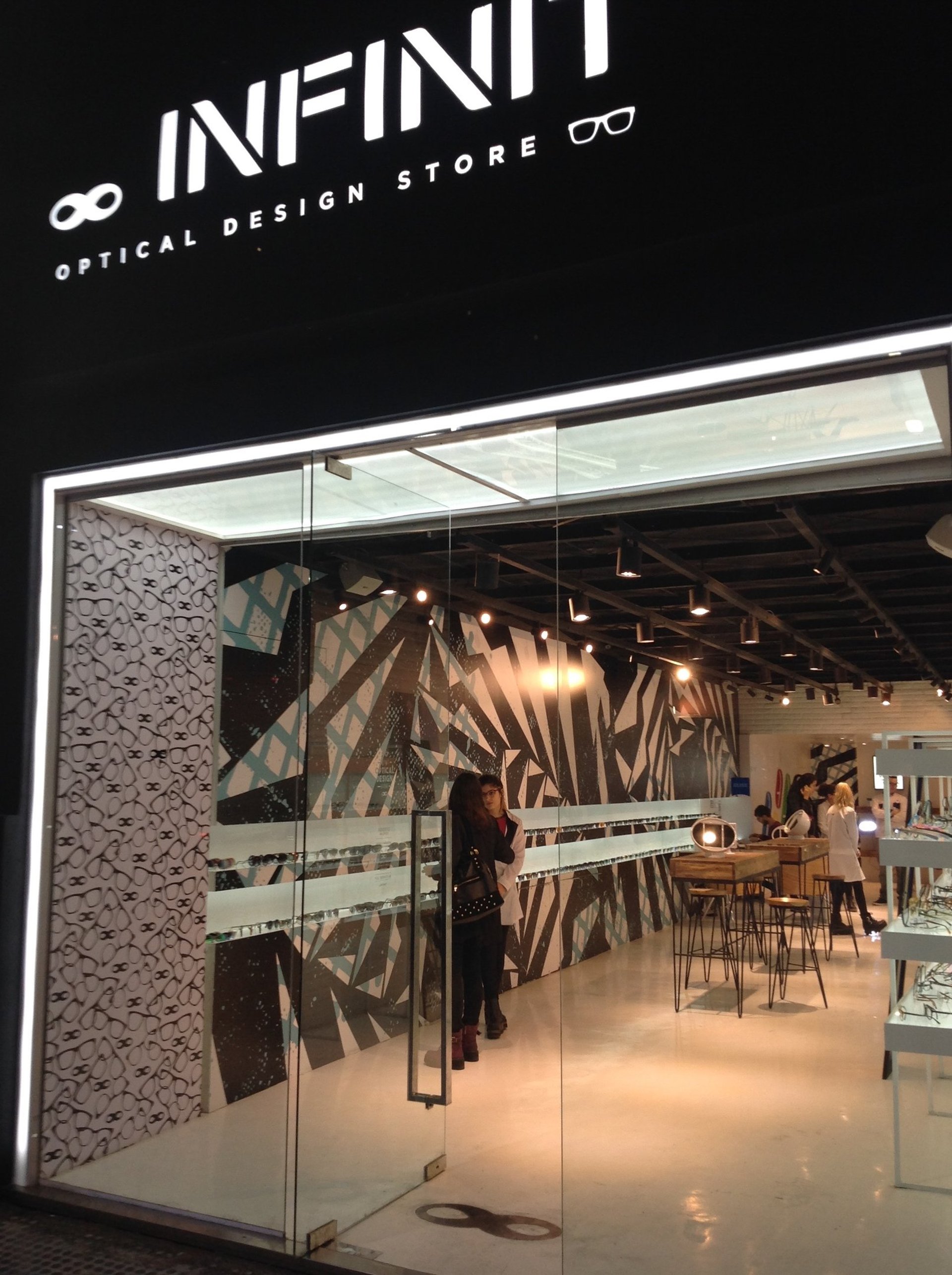 black and brown leather padded tub sofa