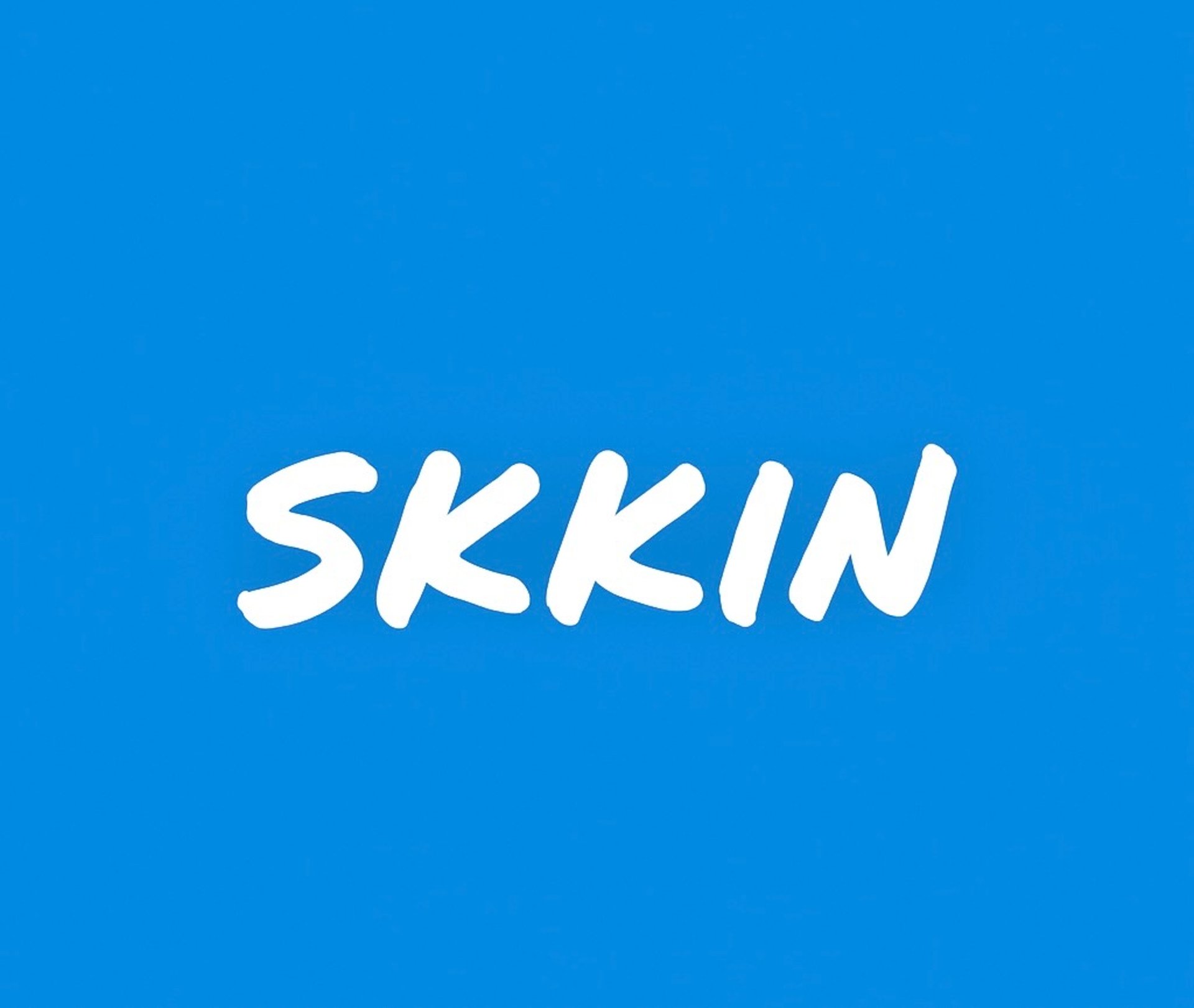 gray computer monitor