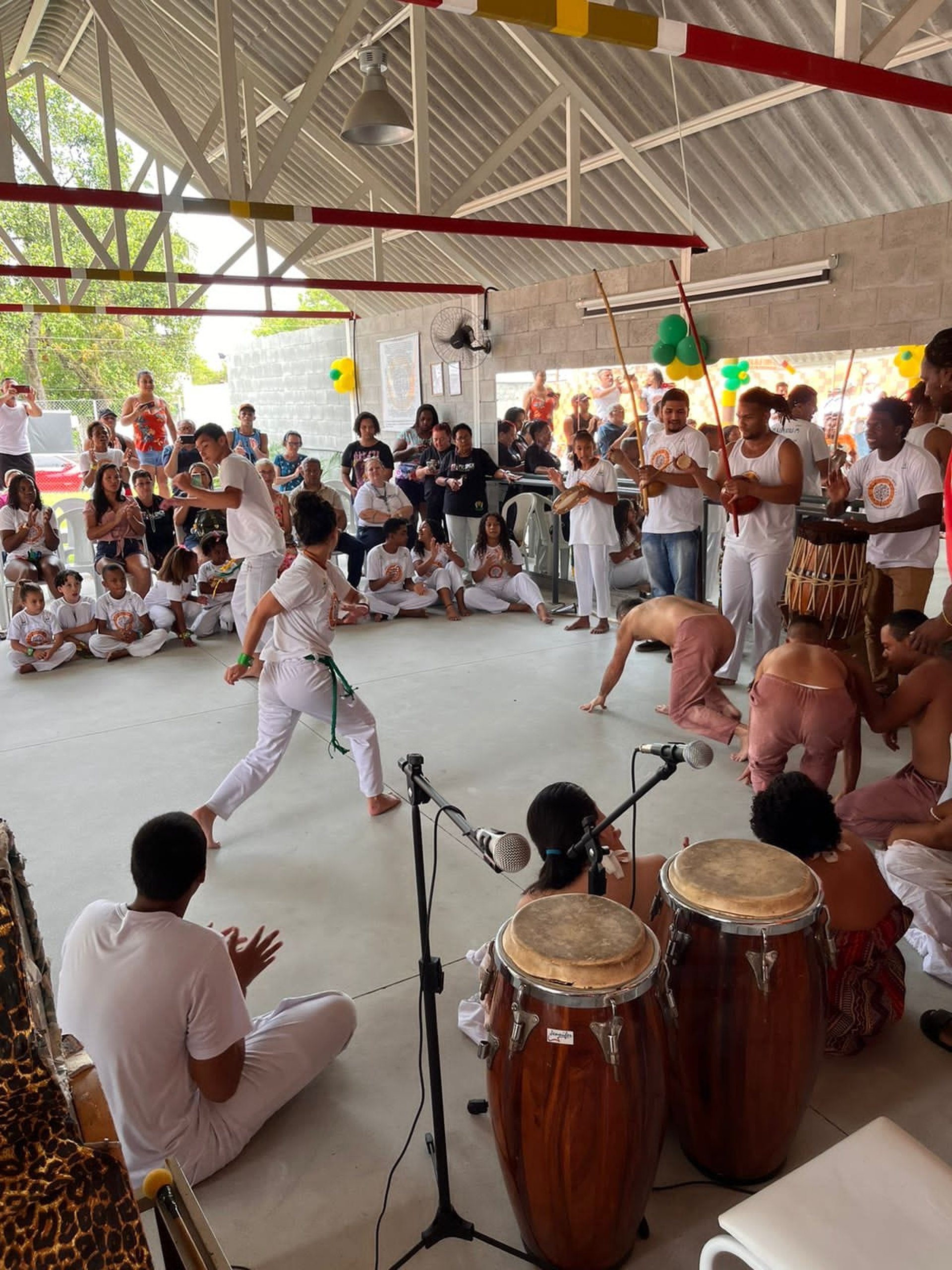 black and brown leather padded tub sofa