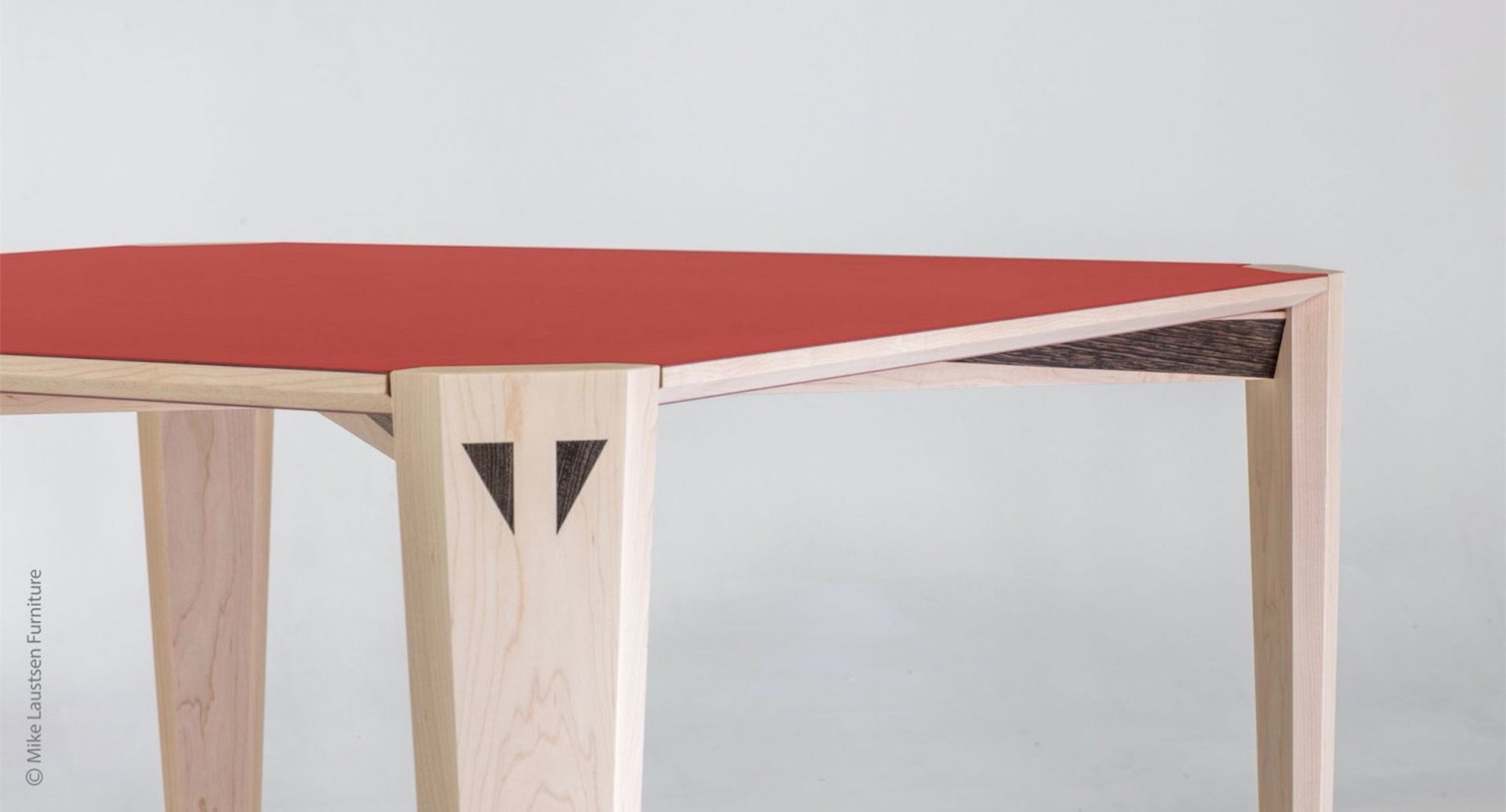 custom table