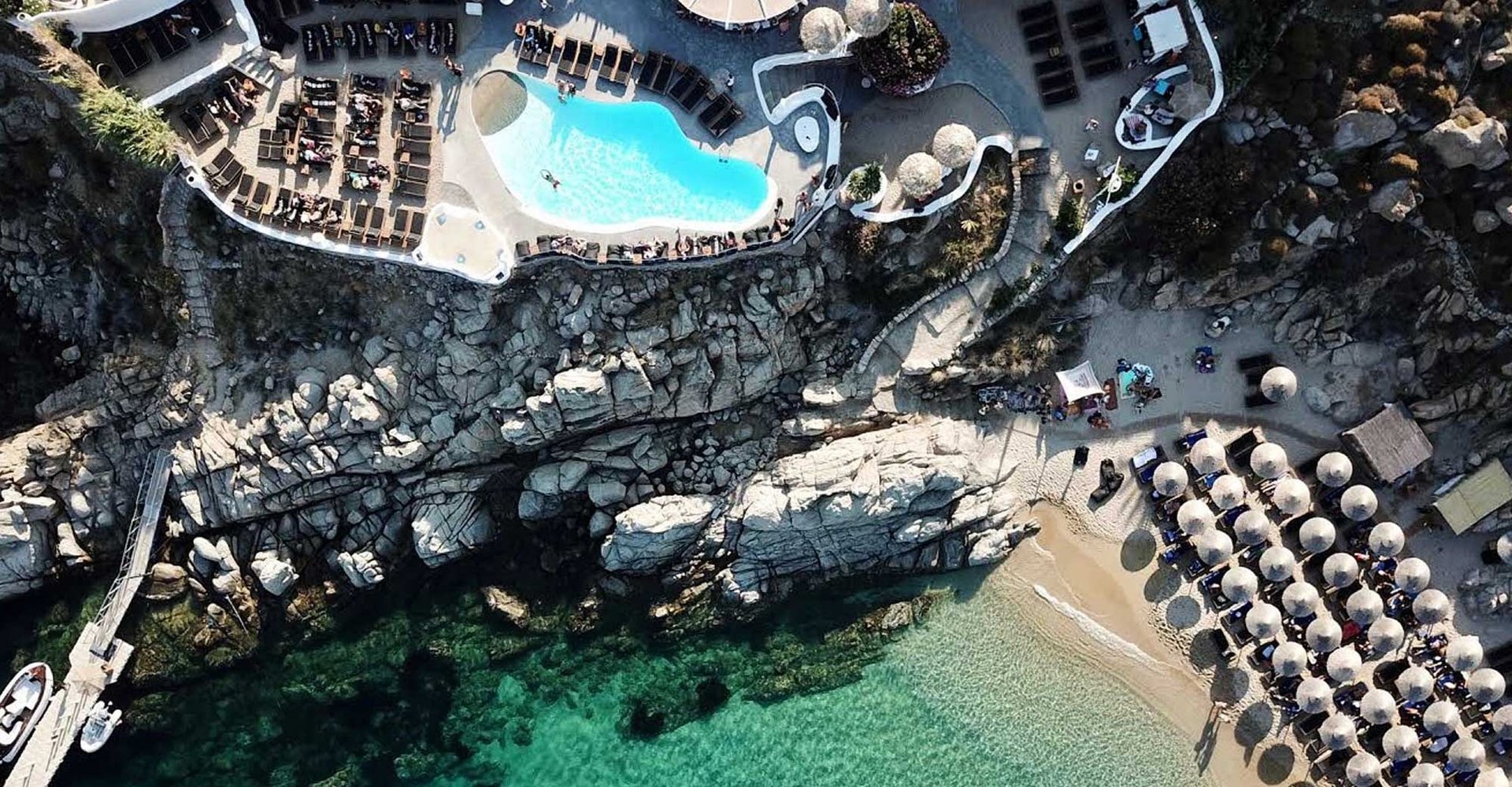 Jackio O Beach Mykonos Transfer - Vip - Van to scorpios