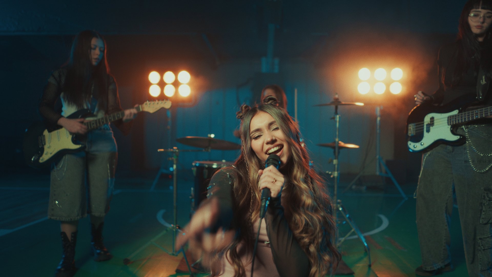 black and brown leather padded tub sofa
